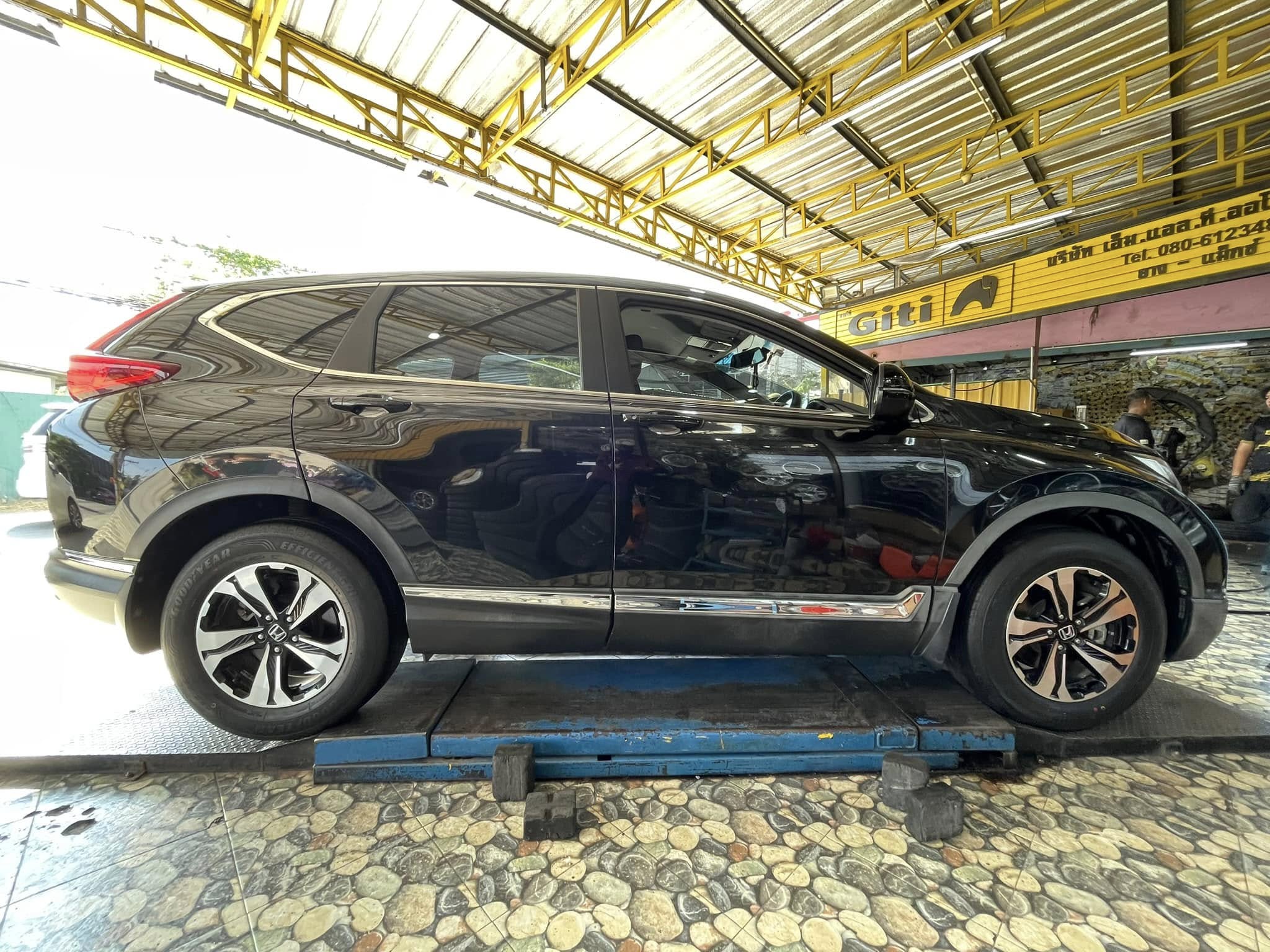 🛞❤️ #HONDA_CRV 🚘เปลี่ยนยาง 🛞🐘#GOODYEAR_EFFICIENTGRIP_235/65R17