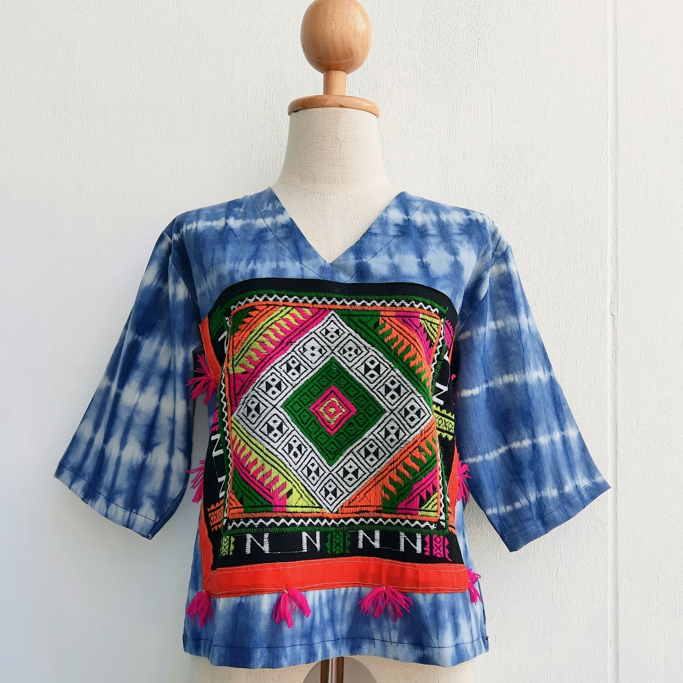 เสื้อผ้าฝ้ายย้อมคราม งานมัดย้อม แต่งผ้าเปียว