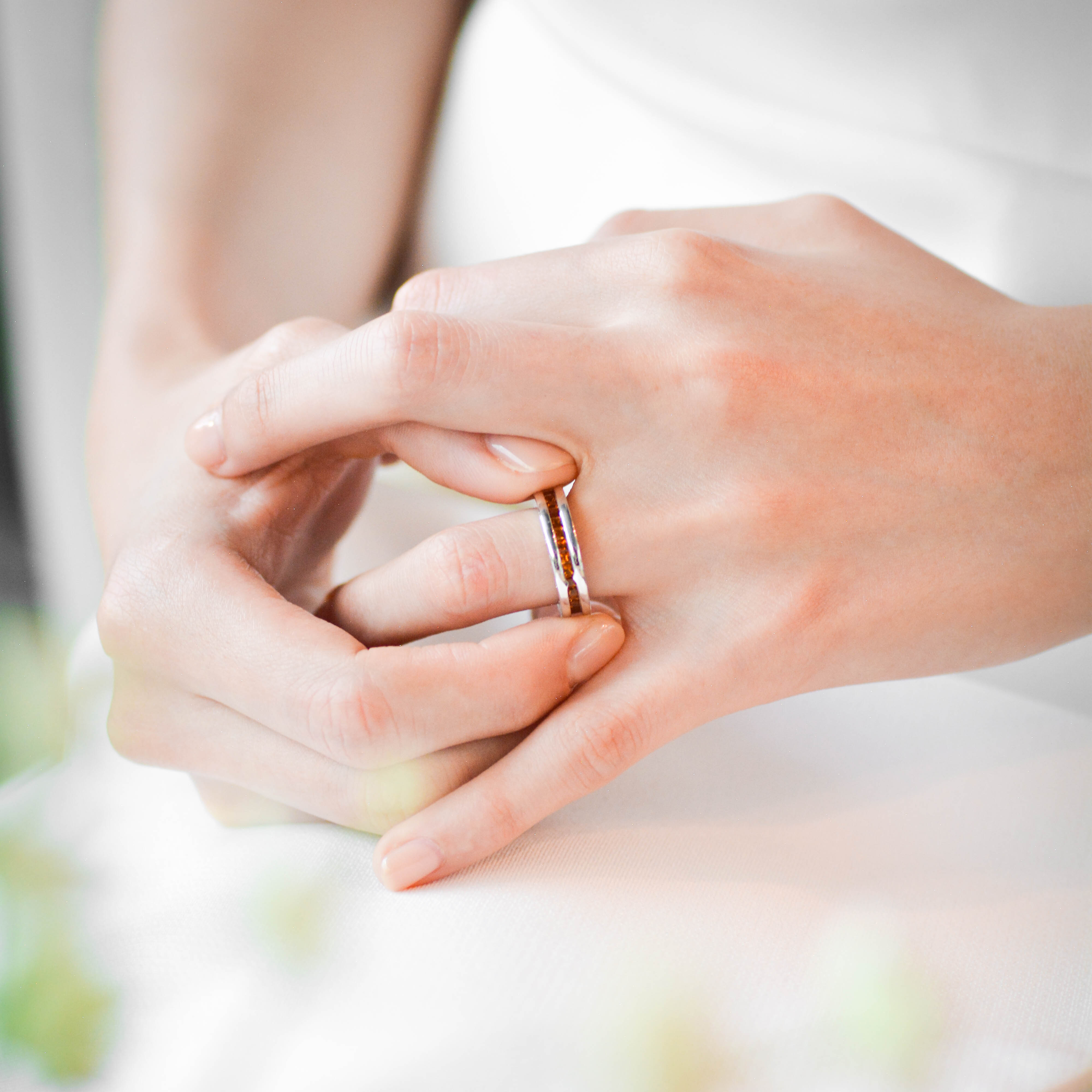 **Sold** แหวน Bvlgari B.zero1 1band with Orange Garnet ทองคำขาว 18K ไซส์49# (Used) (Wg)