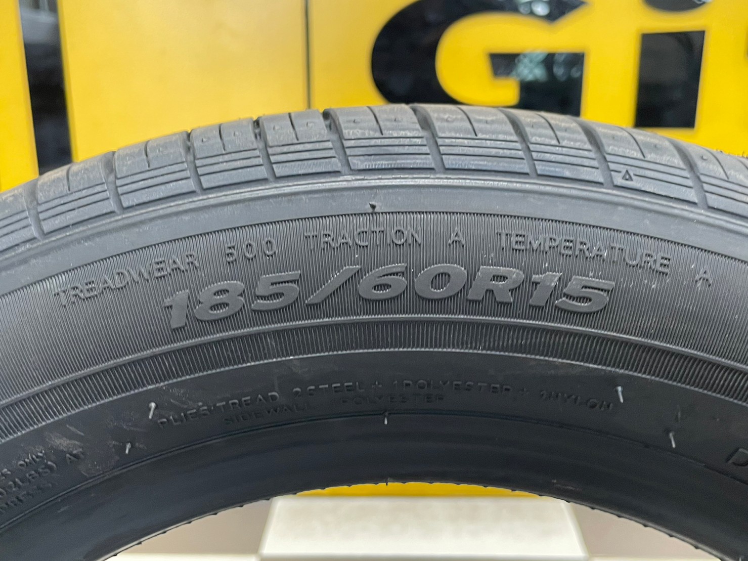 ยางใหม่ Laufenn S Fit EQ 185/60R15 ยางใหม่ปี2023