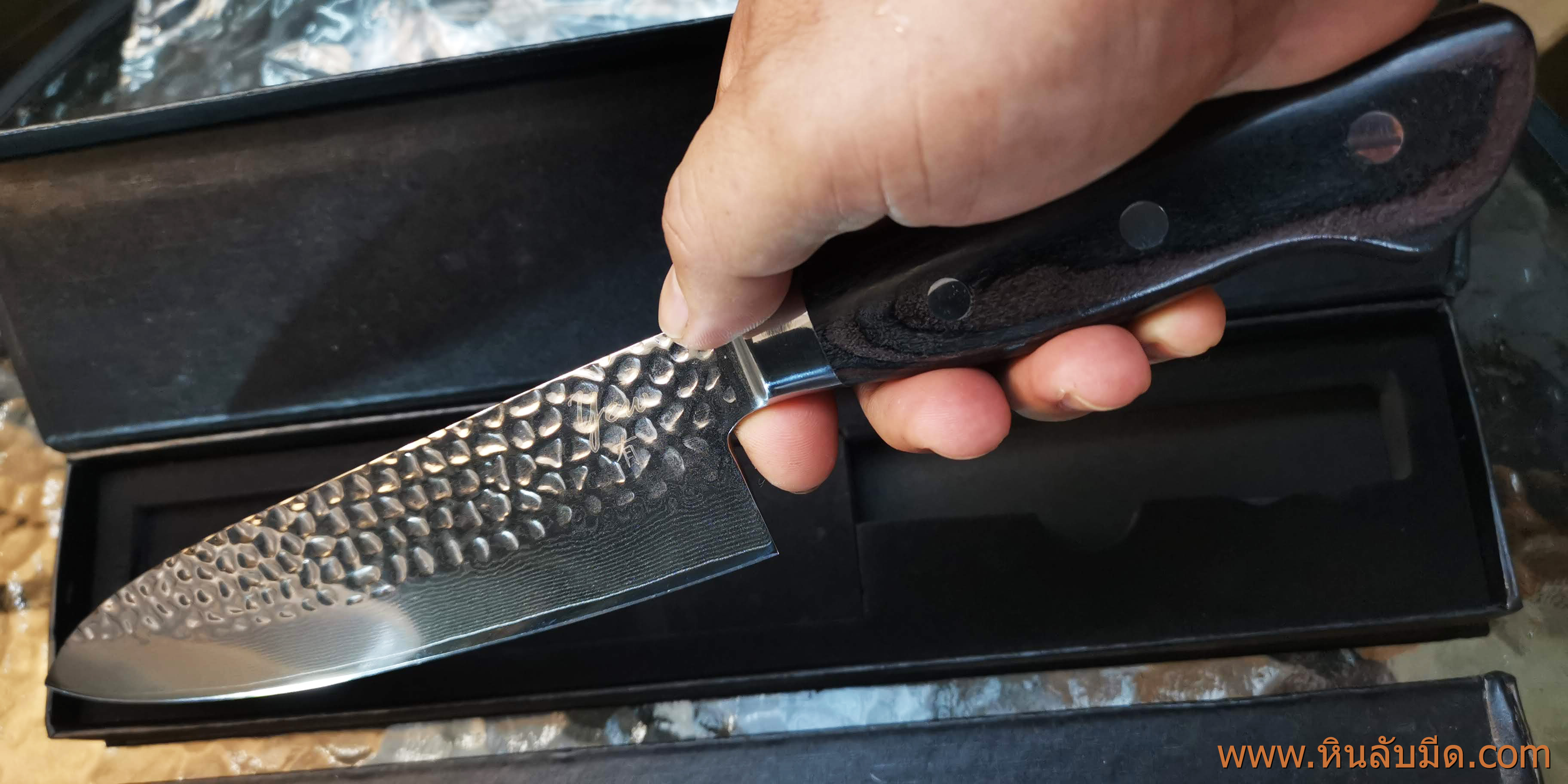 Yew gyuto damascus 8.2 inches