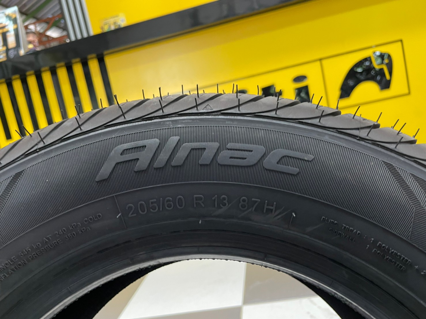 Apollo Alnac 205/60R13 ยางใหม่ปี2021