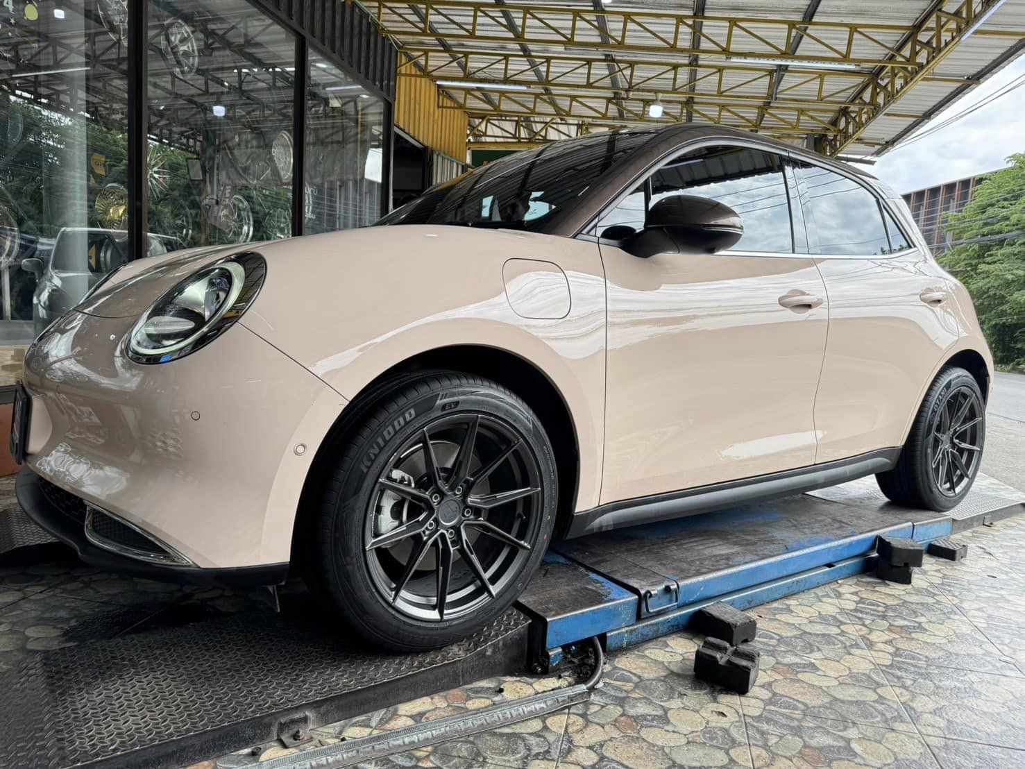 🚘 #ORA_GOOD CAT🛞 #เปลี่ยนยาง #OTANI #KN1000 225/50R18🔥 🔥🔥 #บริการตั้งศูนย์ล้อ