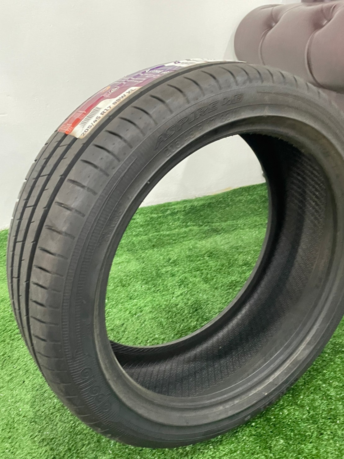 APOLLO ASPIRE 4G 205/45R17 ยางปี2022
