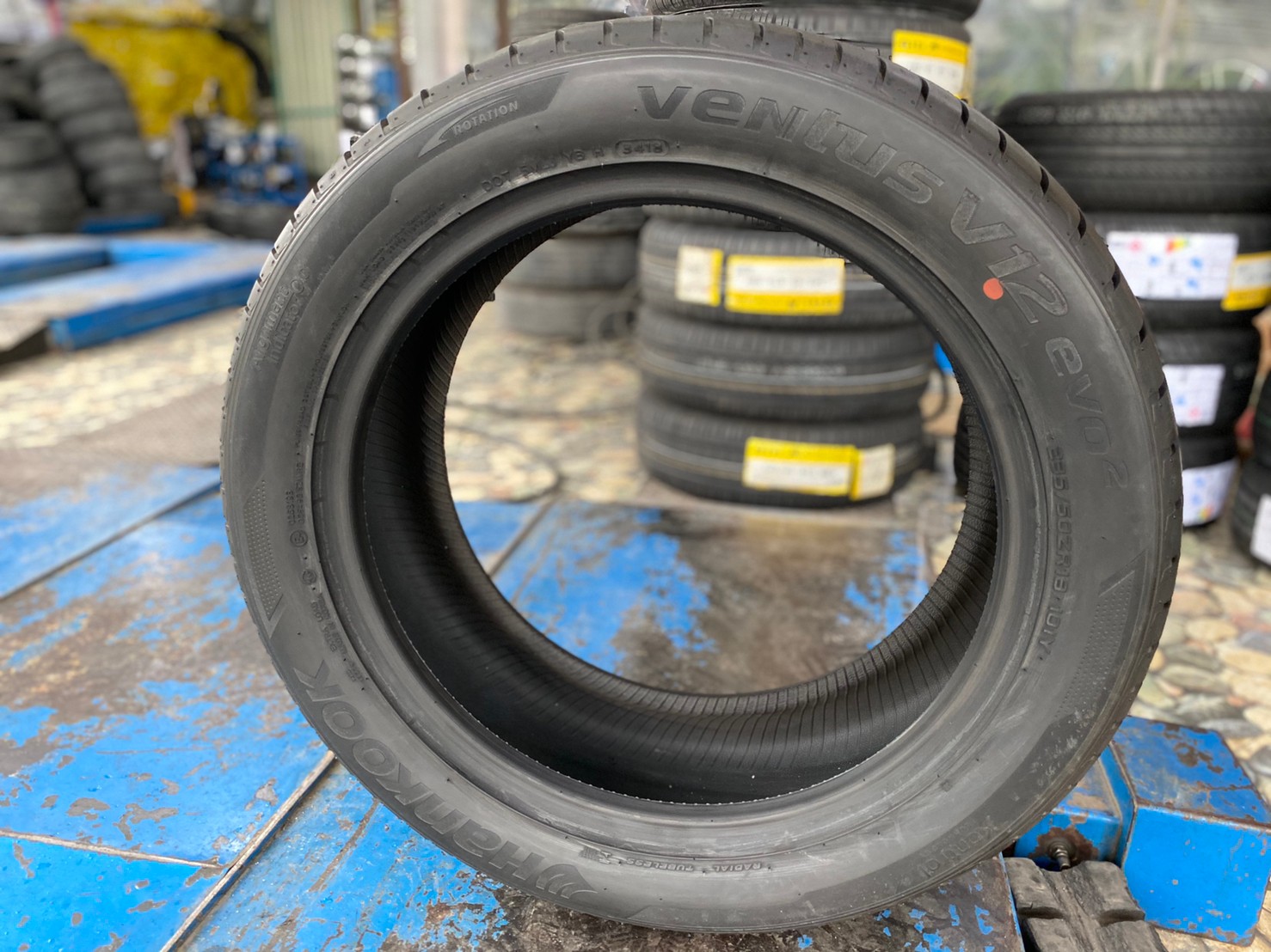 235/50R18 ยางใหม่ Hankook Ventus V12 ยางสปอร์ต คุณภาพดีนุ่มเงียบ ยางปี2018
