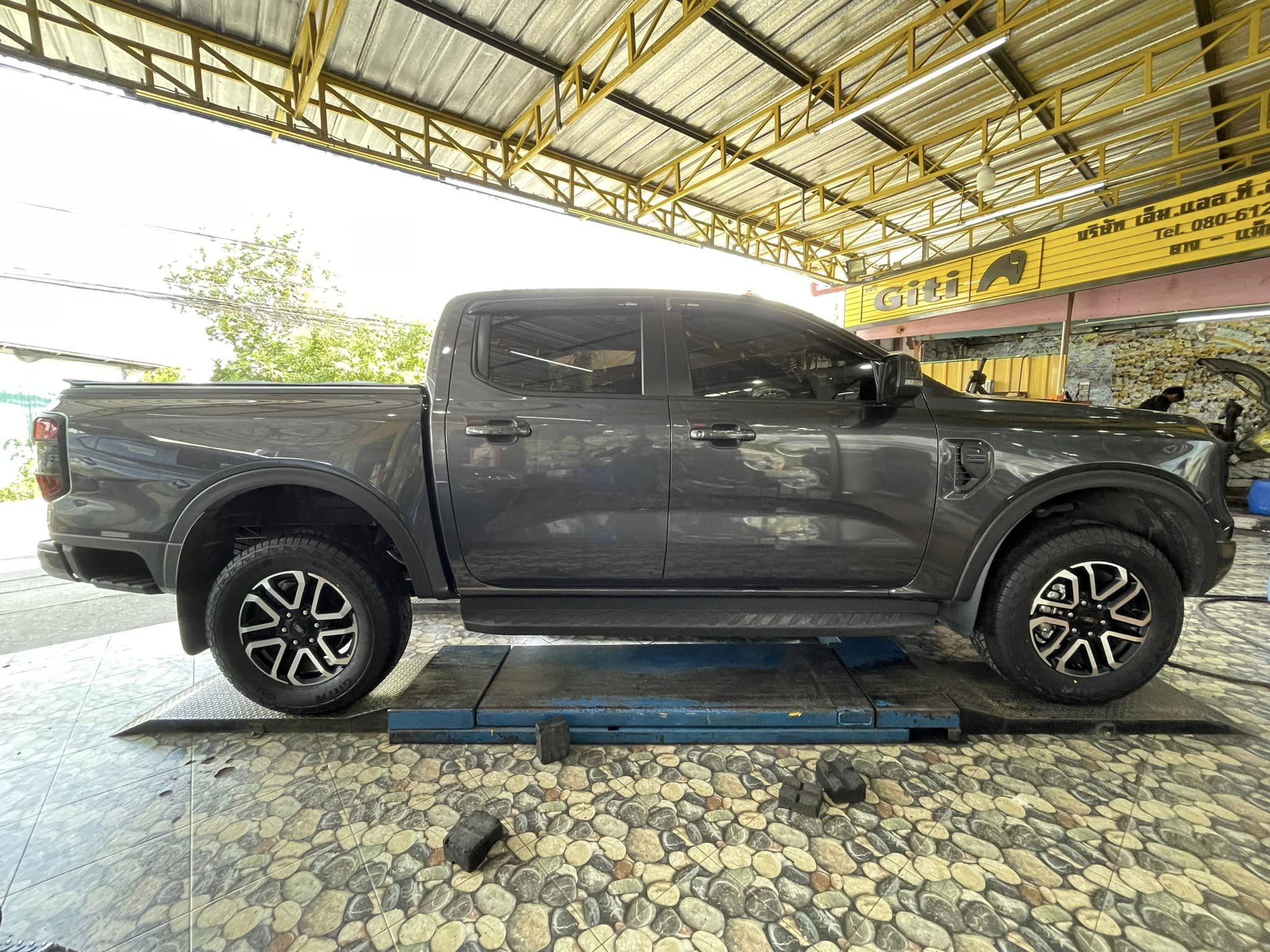 FORD_RANGER❗️ ยางจีที GITI 4x4 AT71 265/65R18 ยางAllTerrian สายลุย คุณภาพดี ยางตัวหนังสือสีดำ