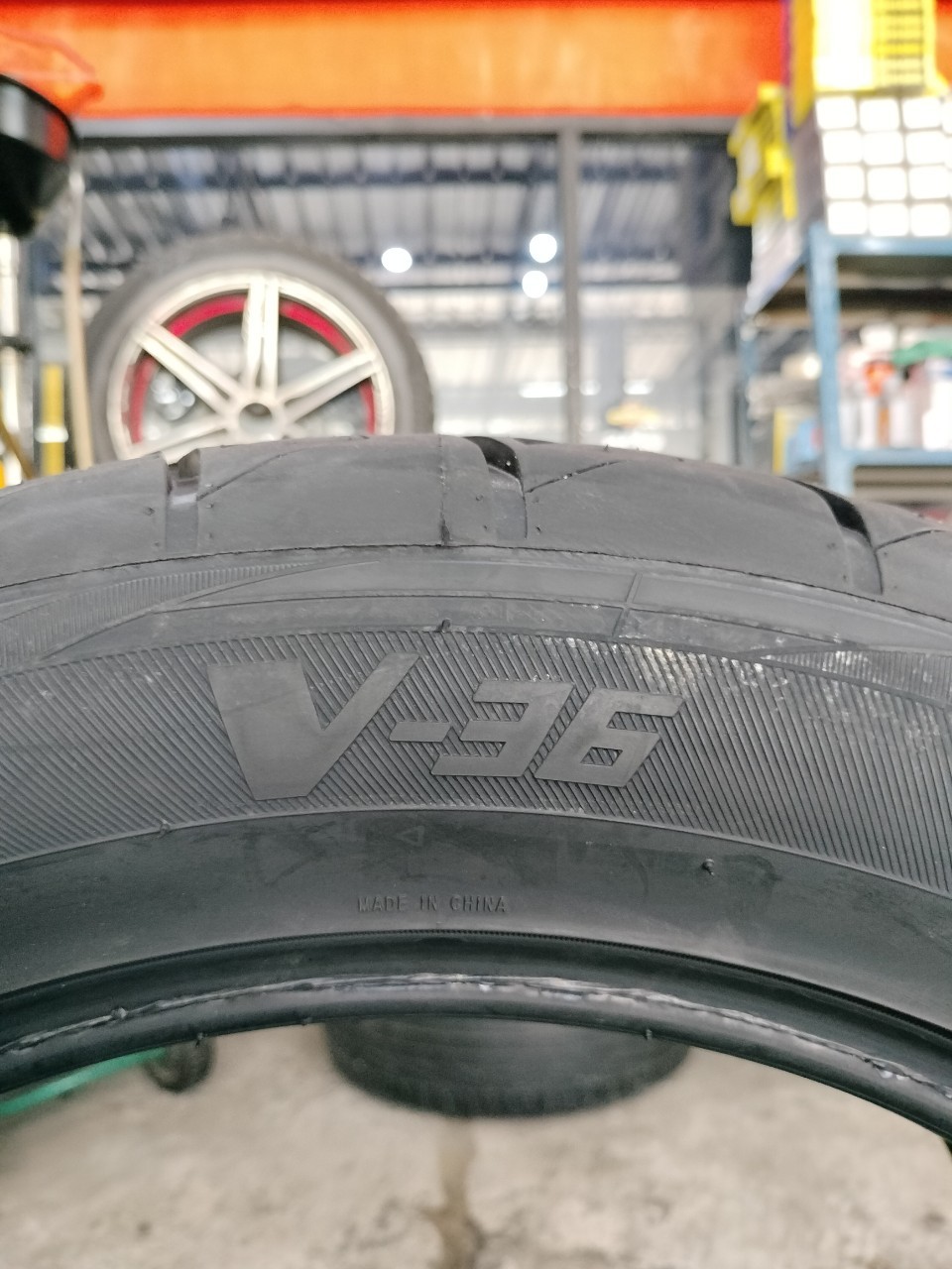 KINTO V36 255/55R18 ยางใหม่ปี2023 (โปรโมชั่น)