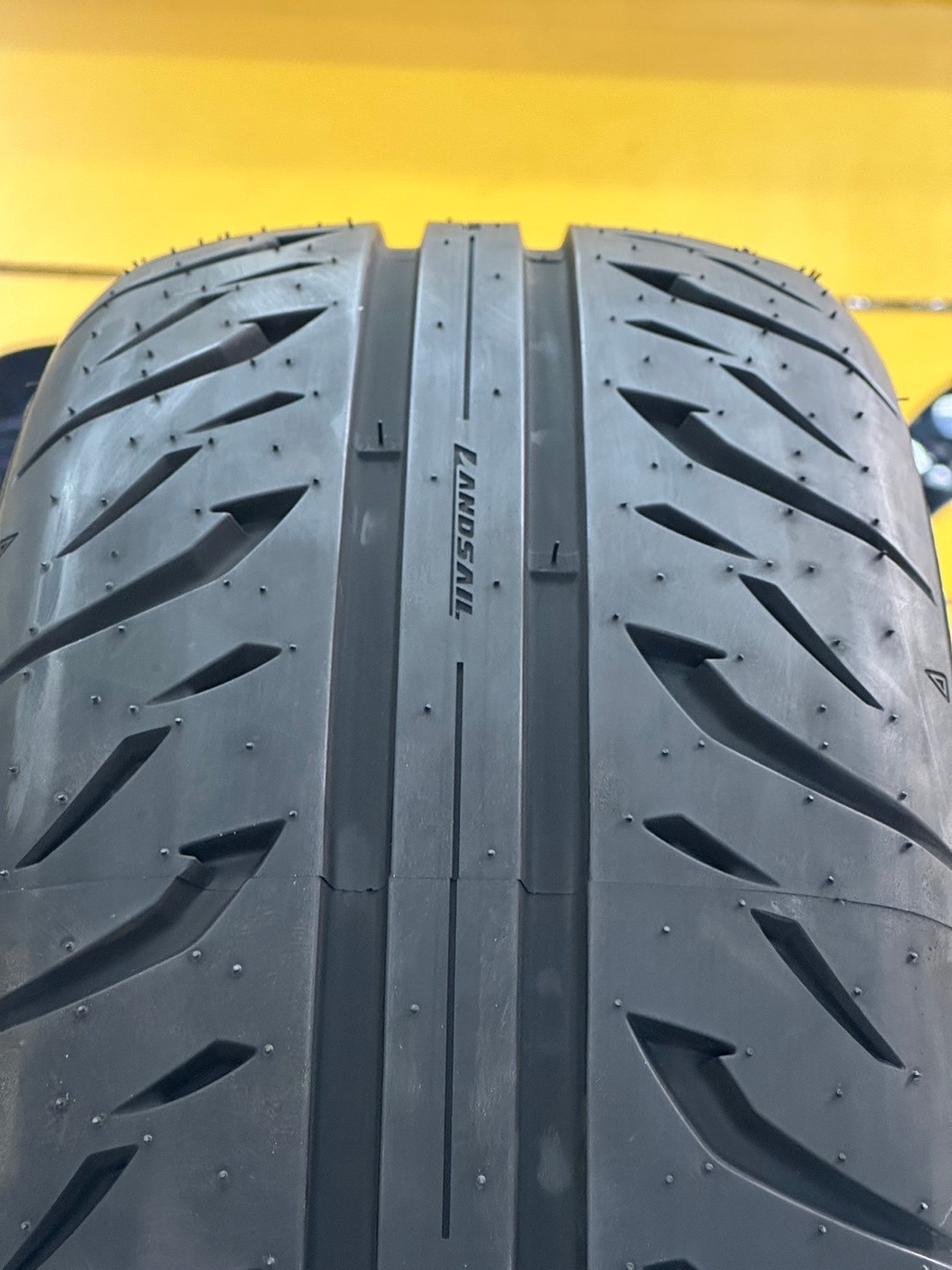 LANDSAIL RK007 195/50R15 ยางใหม่ ปี23 Treadwear320