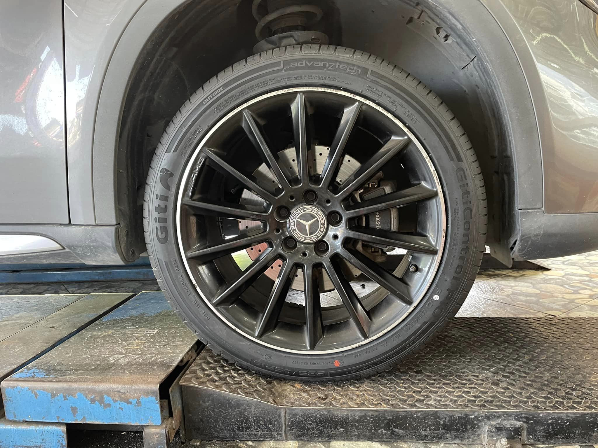 #BENZ_GLA250เปลี่ยนยาง #GITI_CONTROL P10 235/45R19