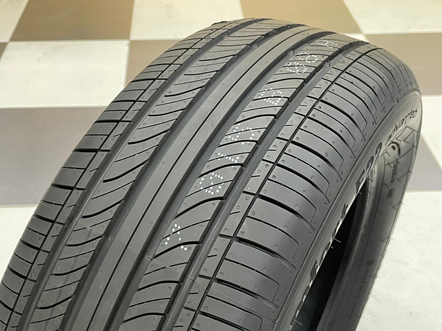 GITI Comfort F22 215/60R16 ยางคุณภาพดีนุ่มเงียบ ยางใหม่ปี2024