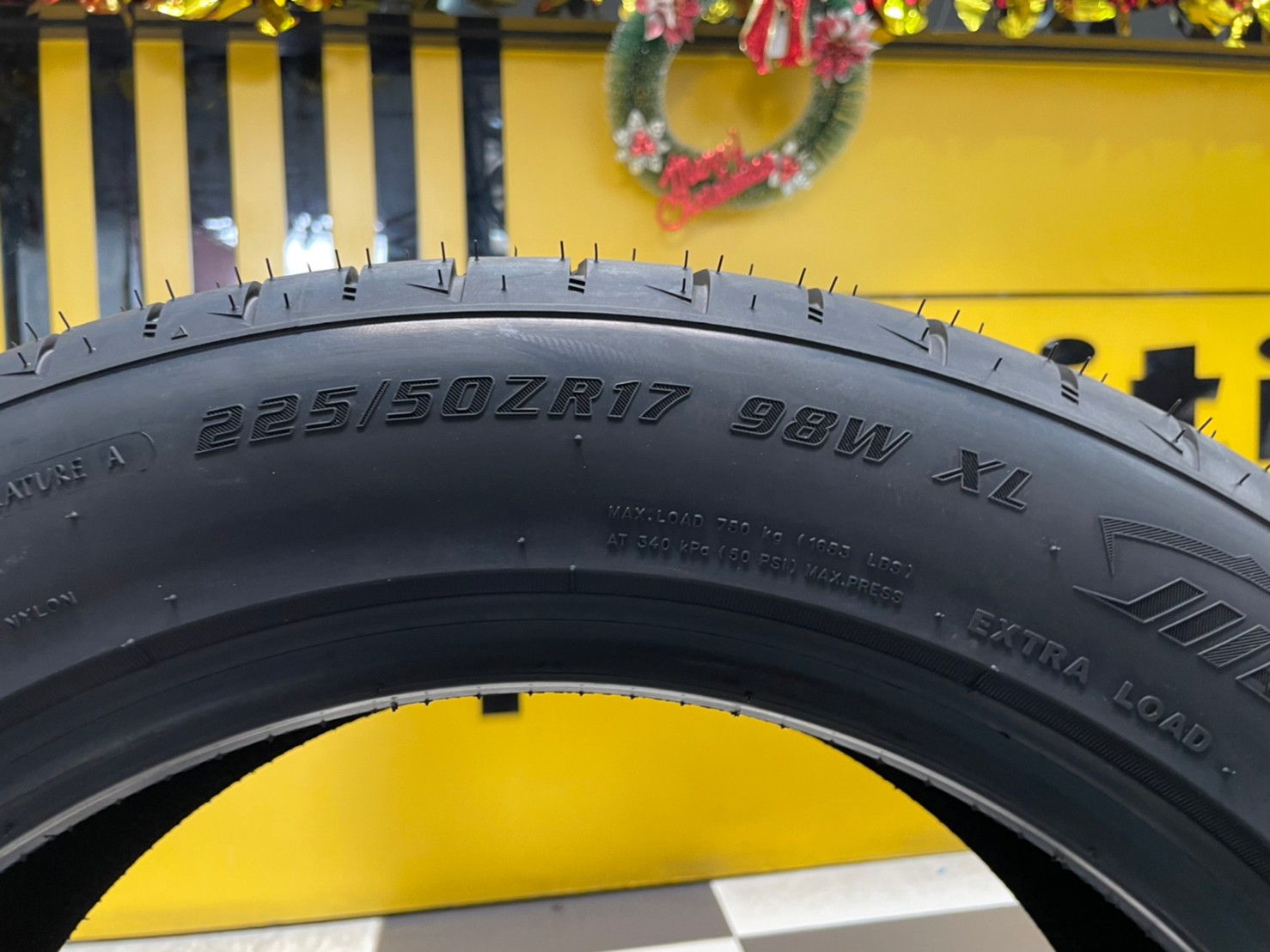 OTANI KC1000 225/50R17 ยางใหม่ปี2023 ราคาโปรโมชั่นพิเศษโทรสอบถามได้ค่ะ