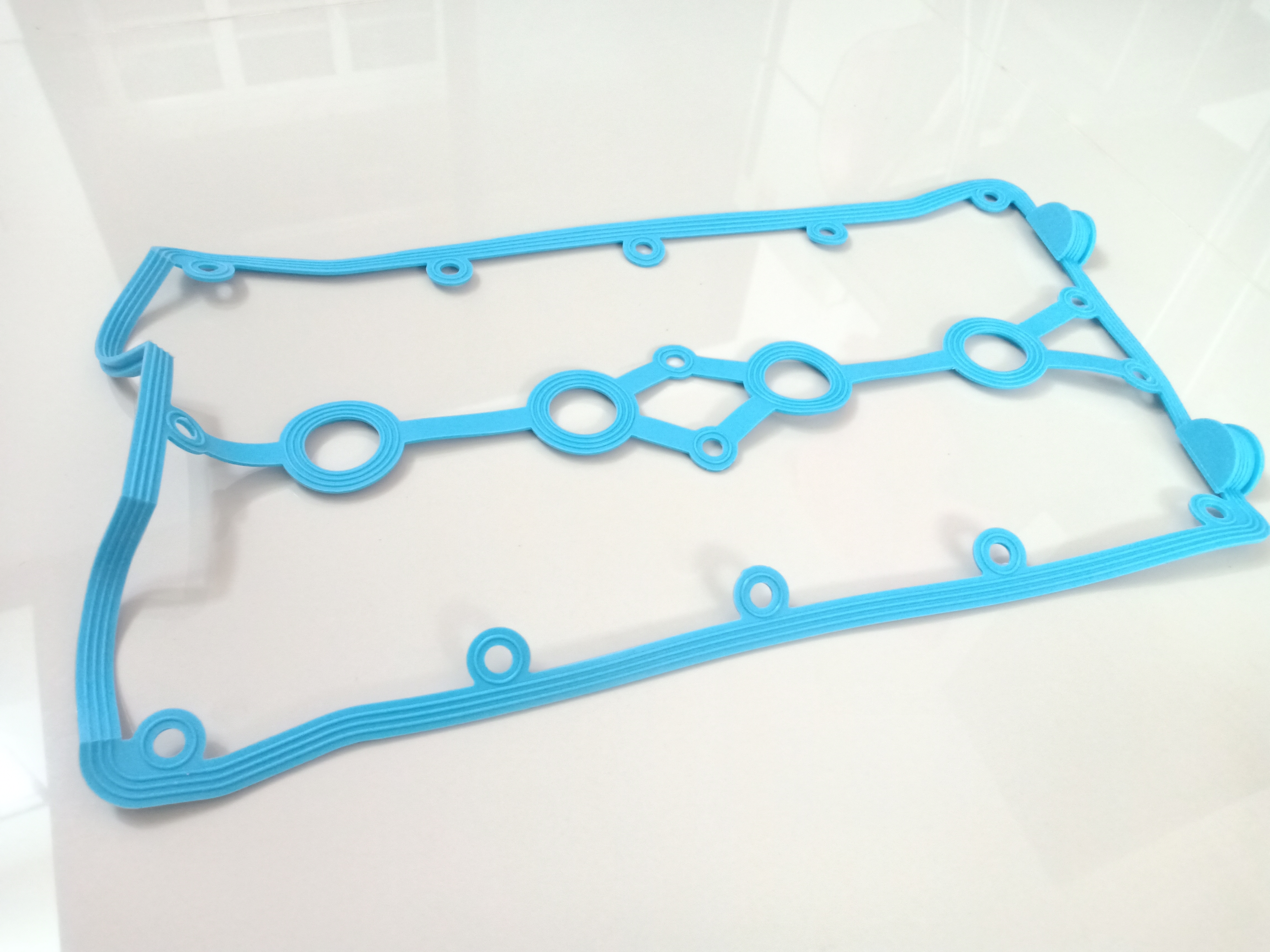 ฝาครอบวาล์ว (อลูมิเนียม) OPTRA 1.6 (พร้อมยางฝาวาว์ลซิลิโคน+ฝาเติมน้ำมันเครื่อง+PCV วาว์ล+กาว)