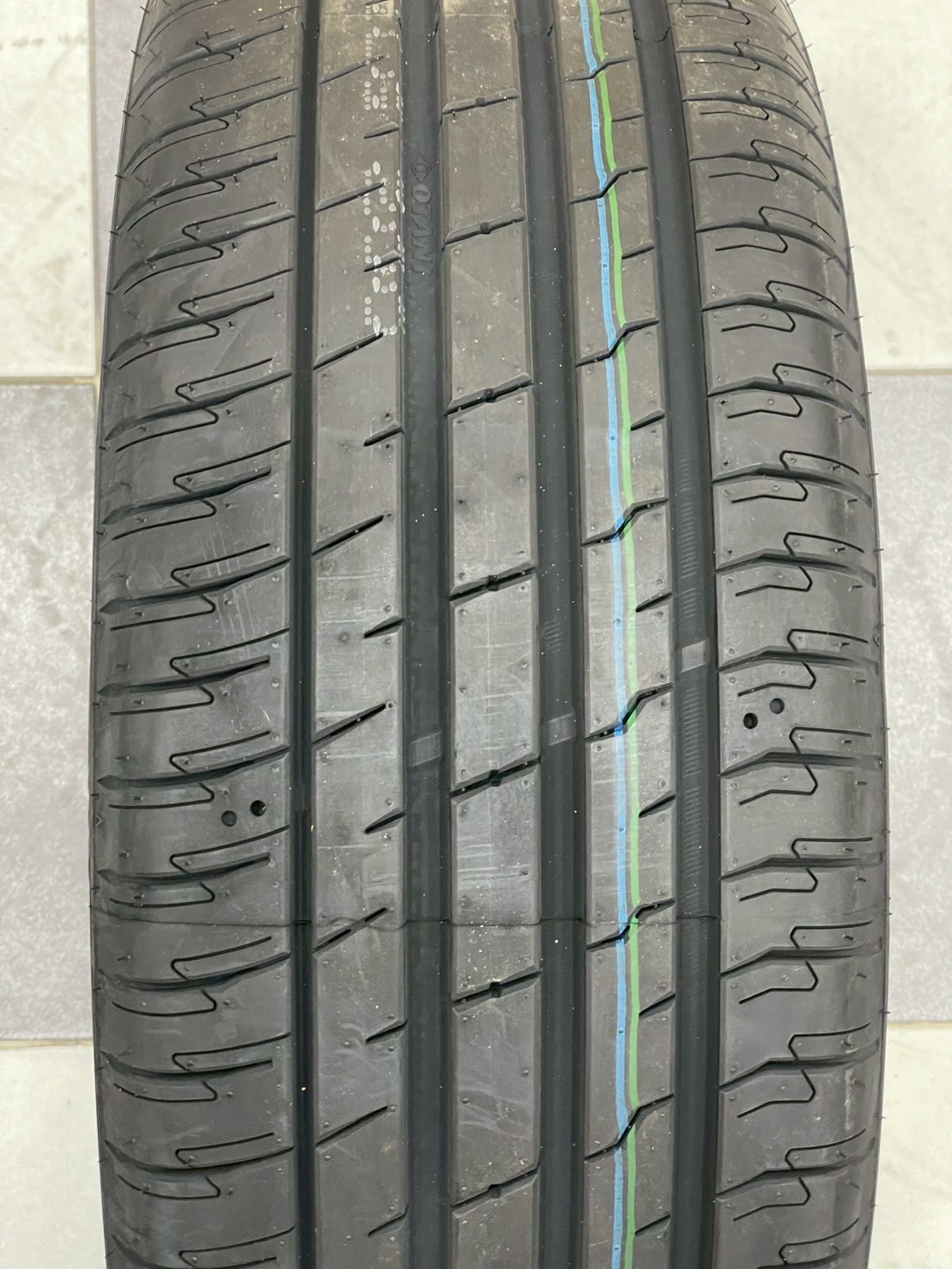 ยาง OTANI KN1000 ขนาด 215/55R18 ยางใหม่ปี2025