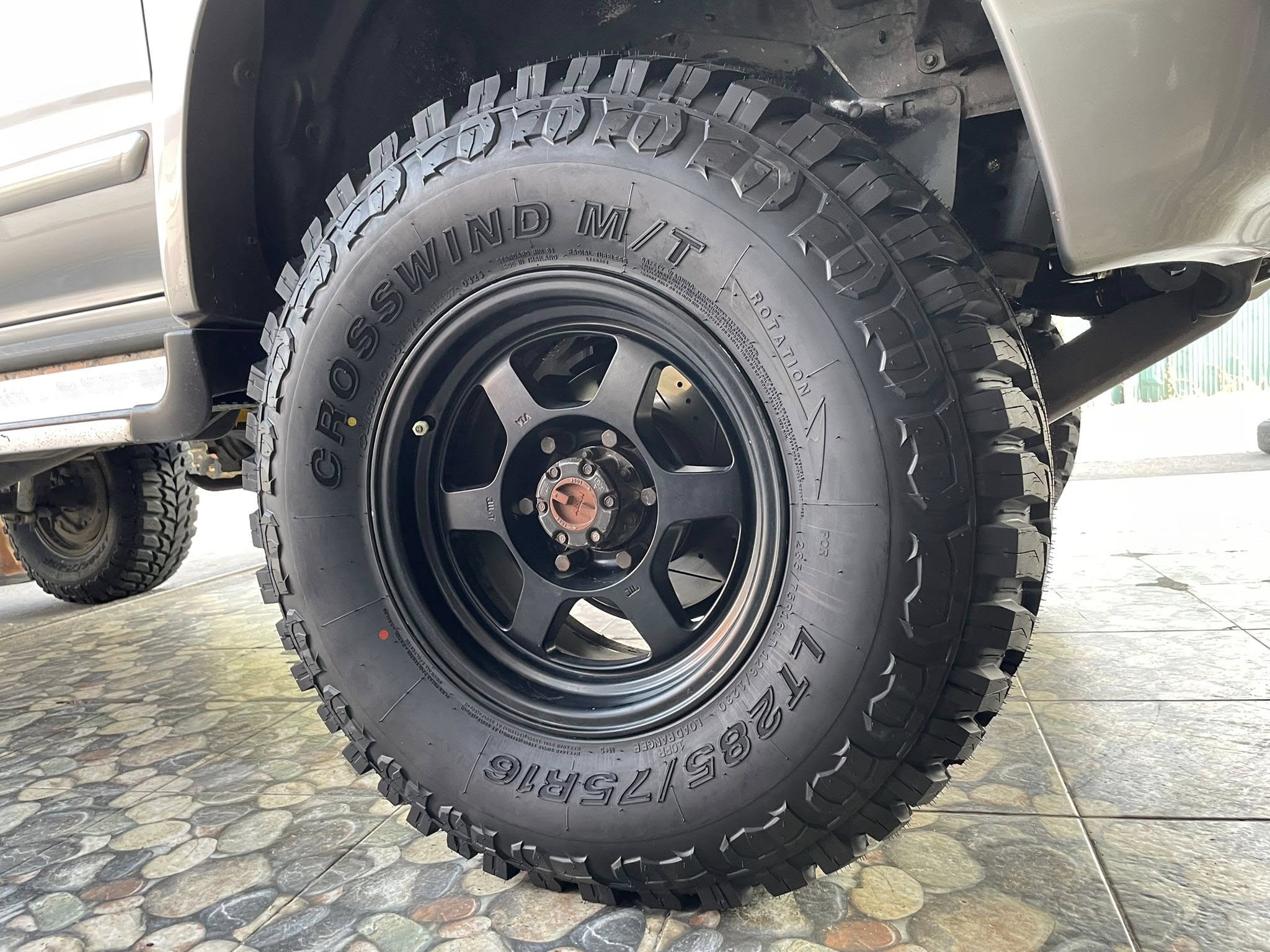 🛞❤️ #TOYOTA_TIGER_🚘เปลี่ยนยาง 🛞🐘#Linglong_CrosswindMT_285/75R16