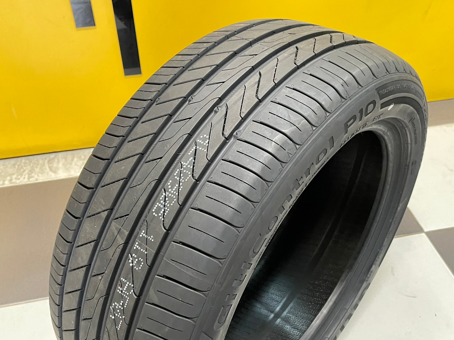 ยางใหม่ GITI Control P10 225/50R17 ยางใหม่ปี2023 ราคาโปรโมชั่นพิเศษ พร้อมติดตั้งฟรี
