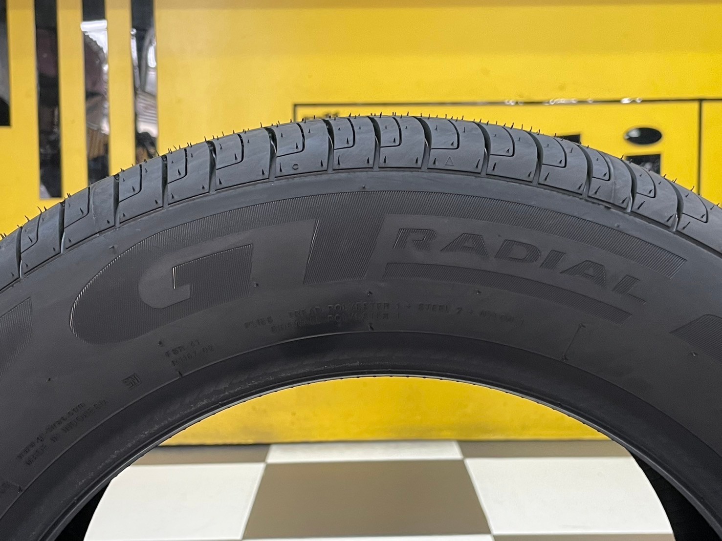 GT RADAIL CHAMPIRO ECOTEC 195/60R15 ยางใหม่ปี2024