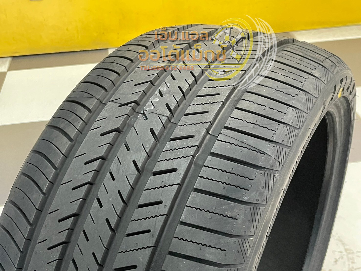 ยางใหม่ Atlas UHP 255/35R19 ยางใหม่ปี2024
