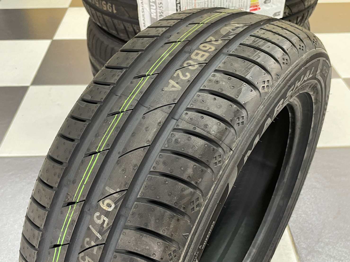MARSHAL MU12 195/55R15 ยางใหม่ปี2023