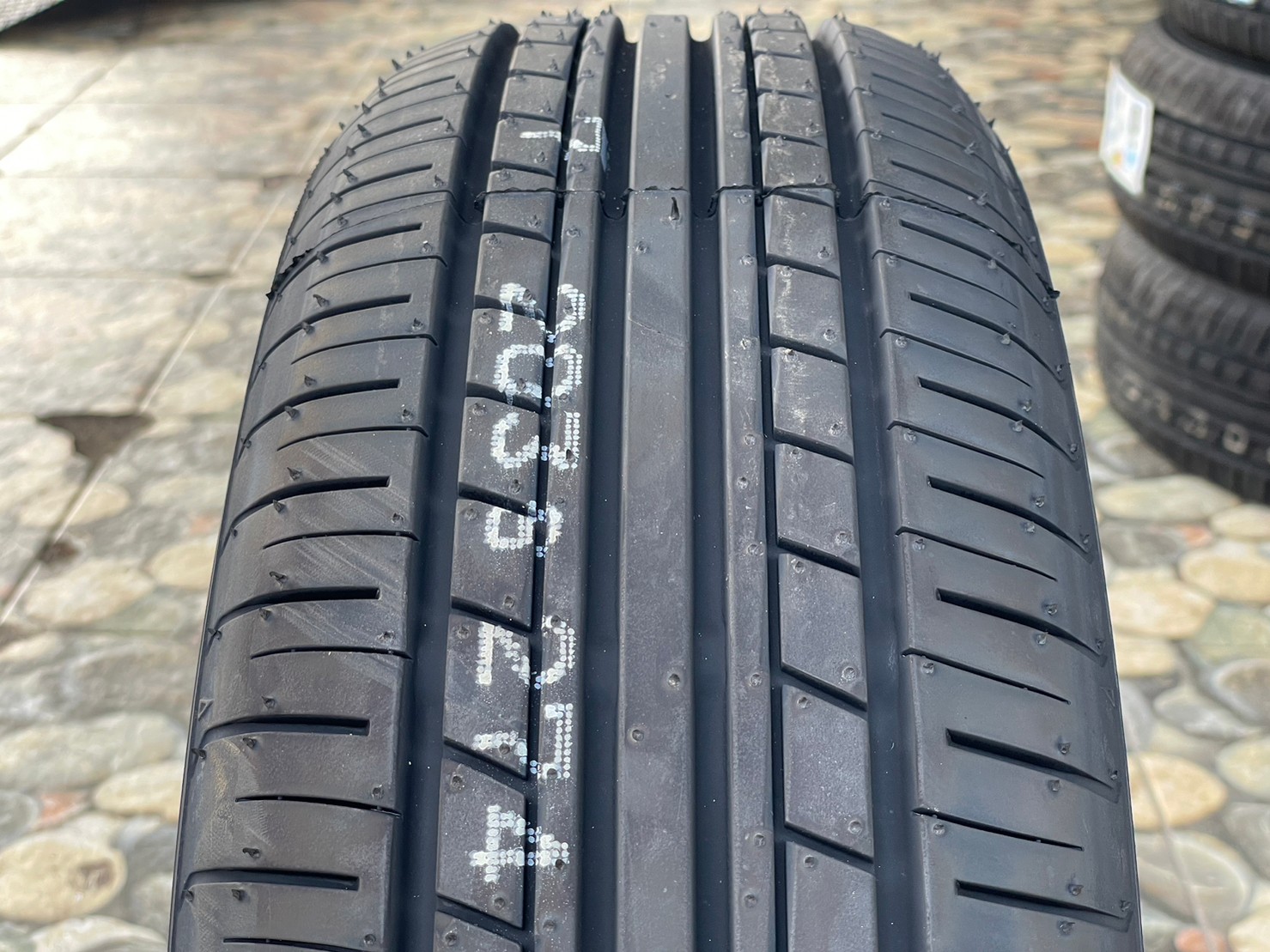 185/60R15 ALLIANCE AL30 By YOKOHAMA ยางใหม่ปี2023