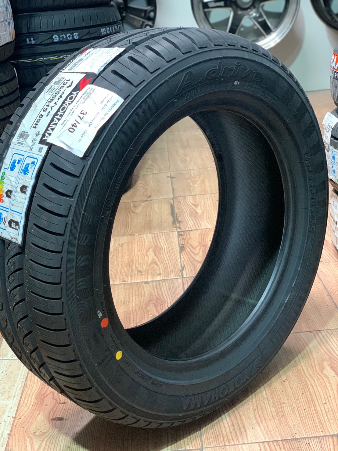 195-55R15 Yokohama A-Drive ยางสปอร์ตนุ่มเงียบ ยางปี2020