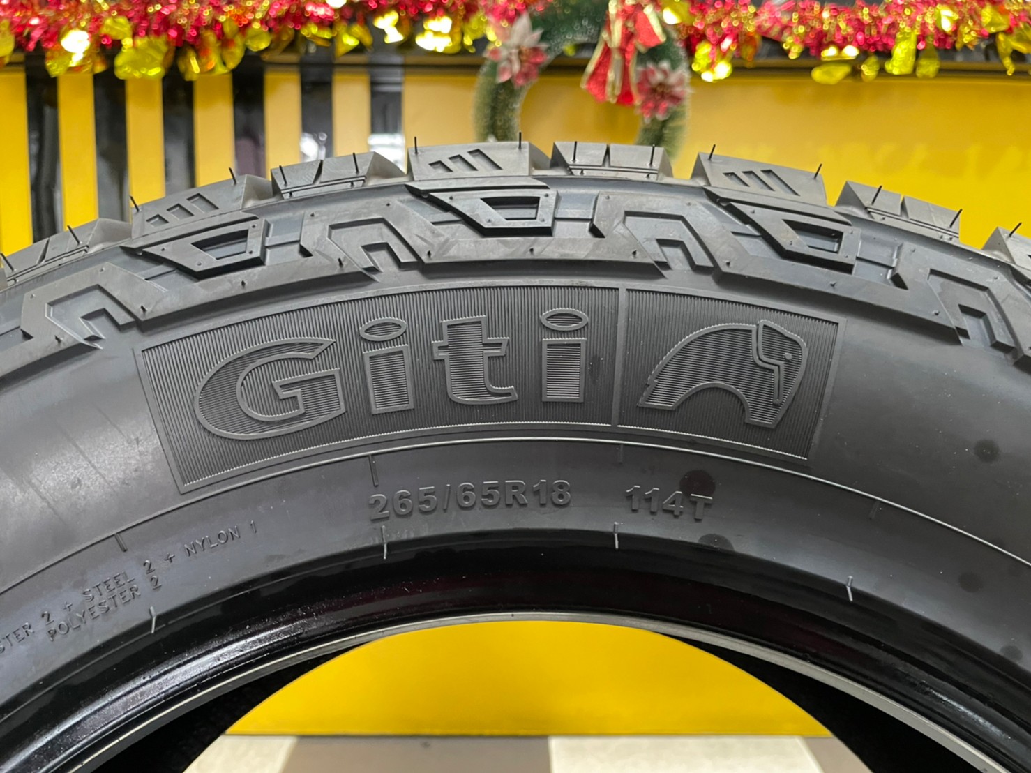 ยางจีที GITI 4x4 AT70 265/55R20 ยางใหม่ปี2023 ราคาโปรโมชั่นพิเศษ พร้อมติดตั้งฟรี
