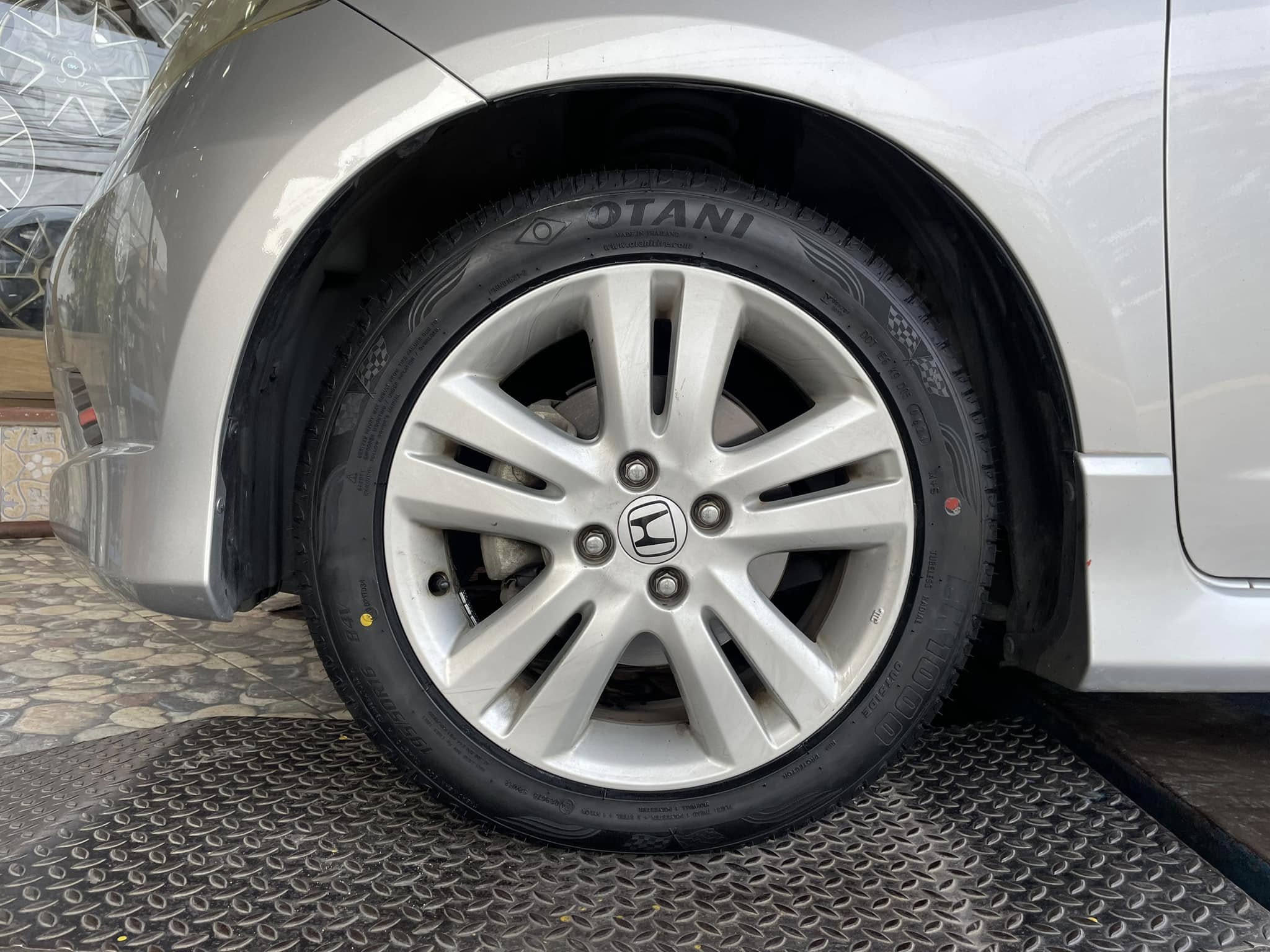 🚘 #Honda_Jazz เปลี่ยนยาง 🛞OTANI EK1000 195/50R16🛞 🔥 🔥ยางใหม่ปี2024 🔥🔥