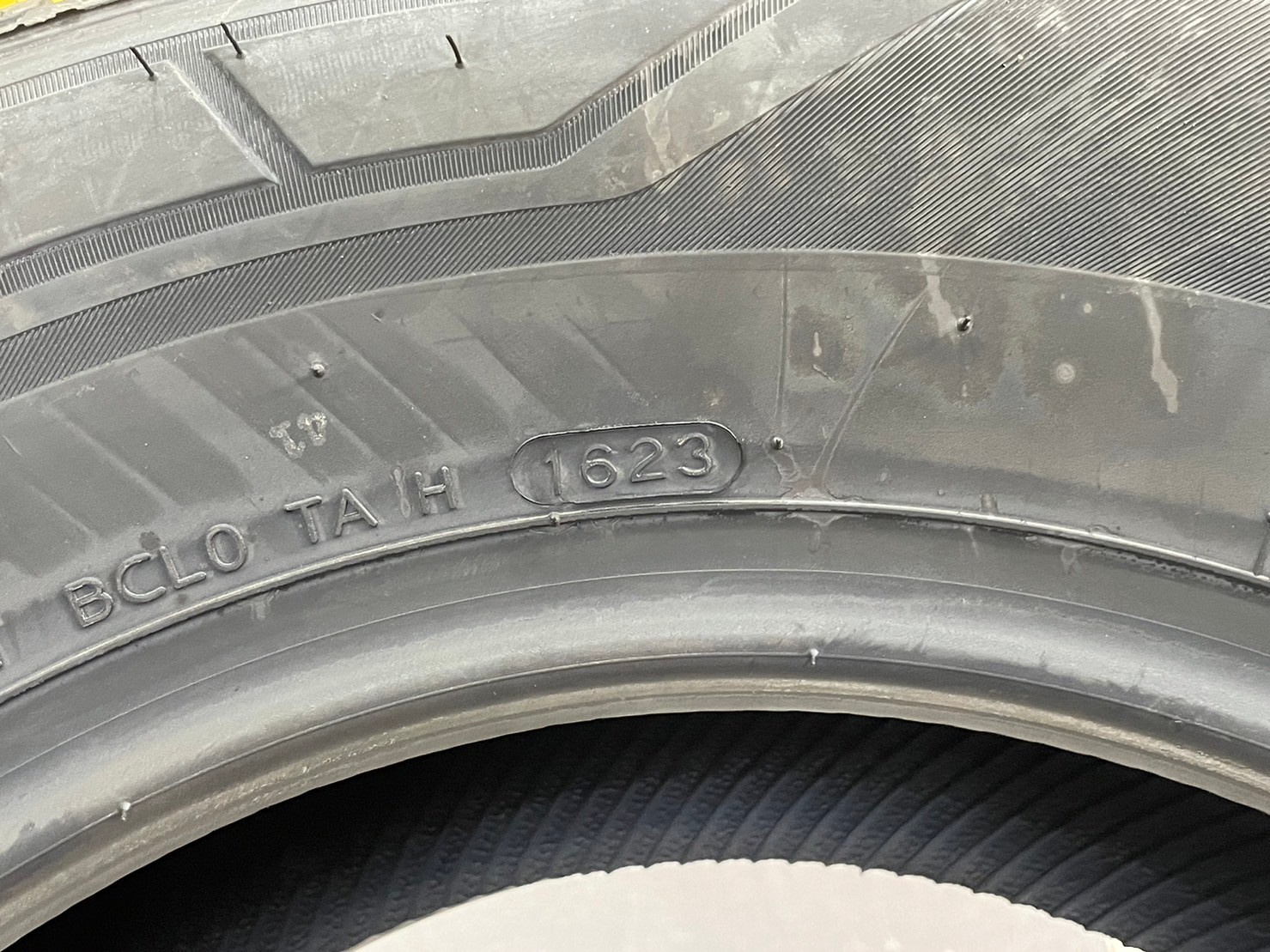 HANKOOK Vantra LT RA18 215/70R15 ยางบรรทุกคุณภาพ คุ้มราคา ยางใหม่ปี2023