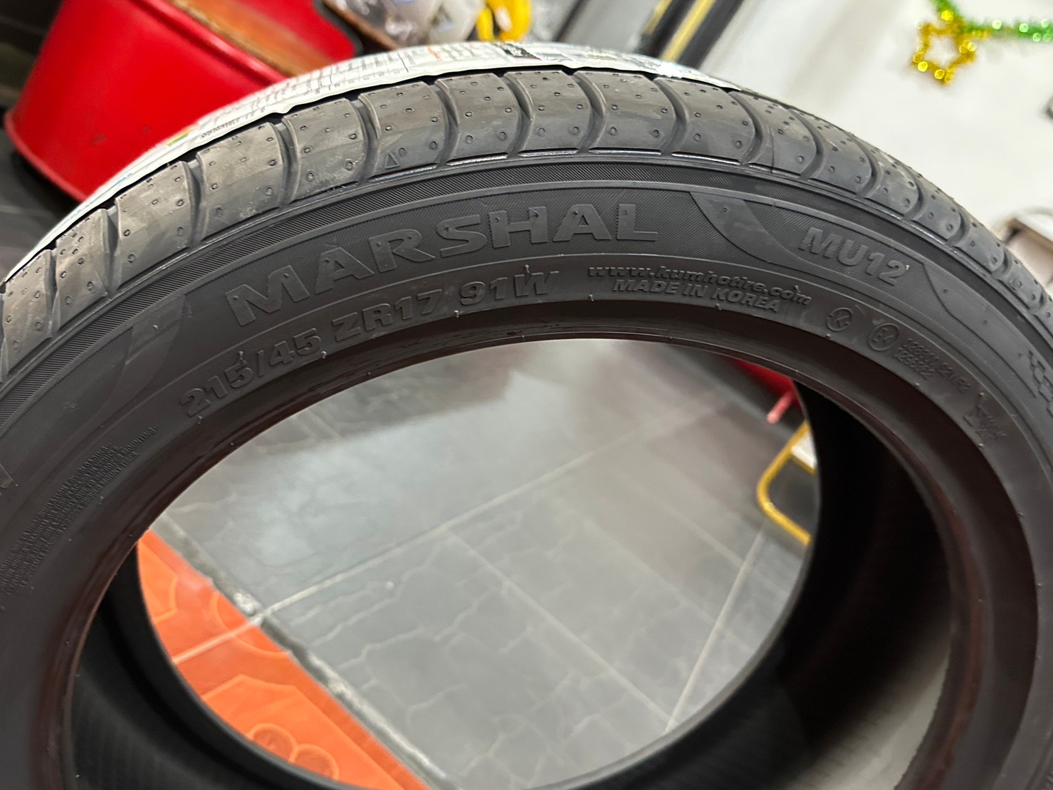 MARSHAL MU12 215/45R17 ยางใหม่ปี2023 ยางแบรนด์เกาหลี พร้อมติดตั้งฟรี