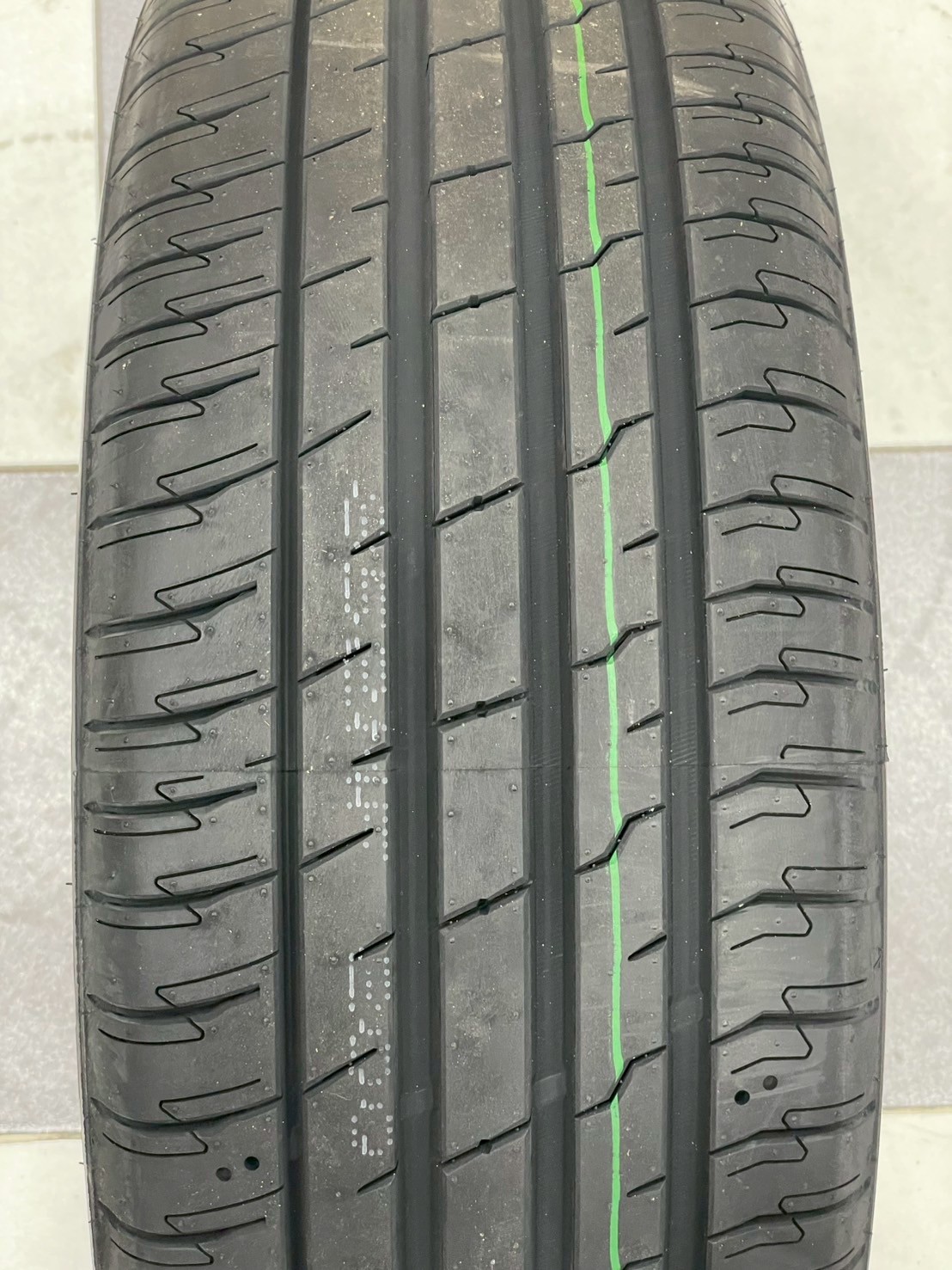 ยาง Otani KN1000 ขนาด 225/50R18 99V XL ยางใหม่ปี2025