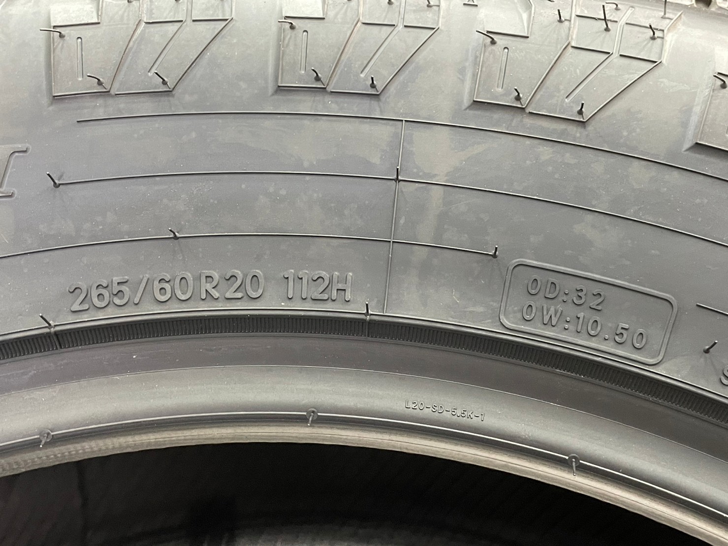 TOYO OPEN COUNTRY AT III 265/60R20 ยางใหม่2023