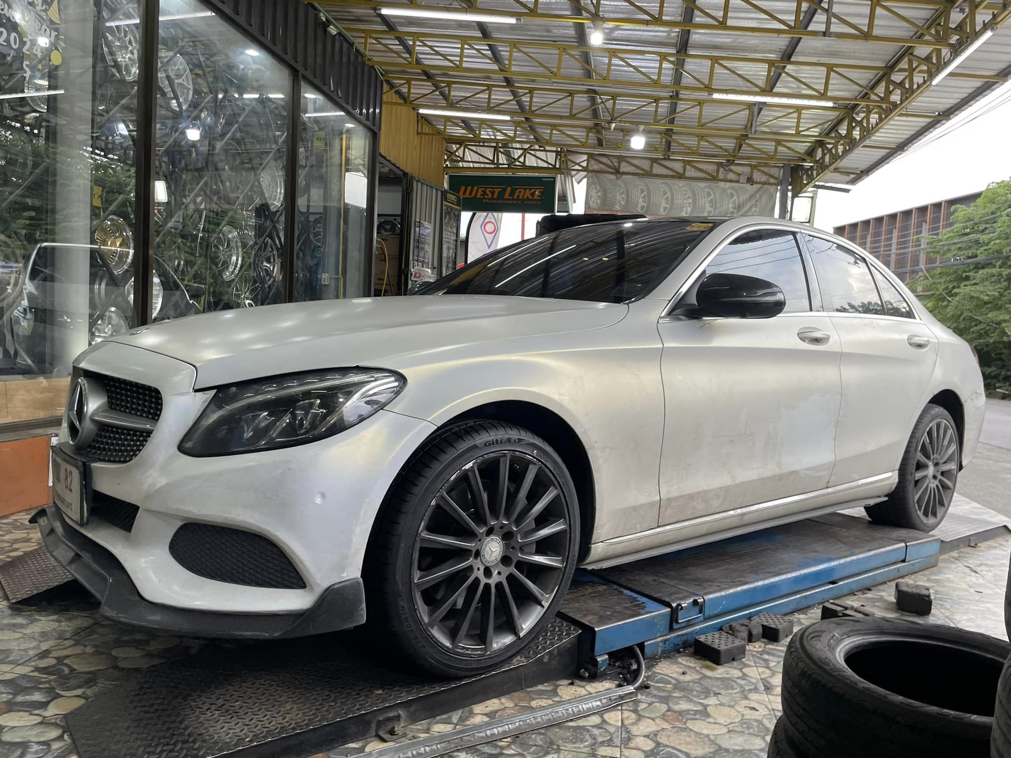 🚗#BENZ_C350e เปลี่ยนยาง 🛞#ยางจีที #ยางสปอร์ตสมรรถนะการขับขี่สูง 🛞 🛞#Giti_SportS2 225/40R19