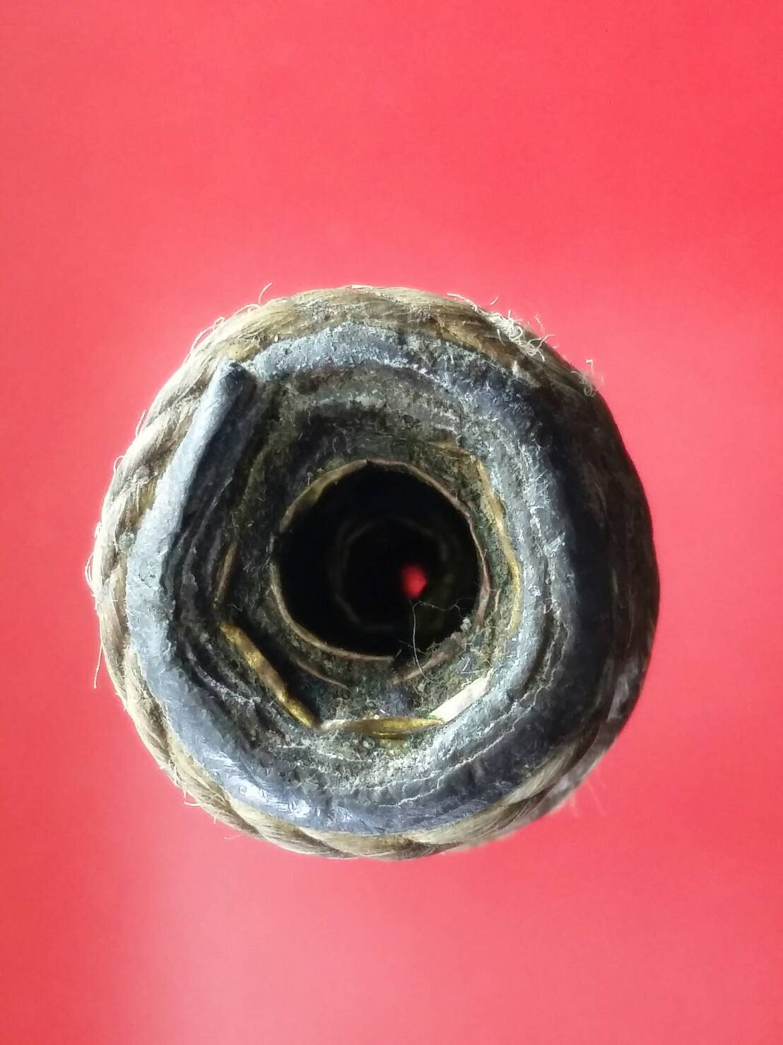 ตะกรุดโทน 3 กษัตริย์(ทองแดง+อลูมิเนียม+ทองเหลือง) สายหลวงพ่อทบ ถักด้วยเชือกปอผสม