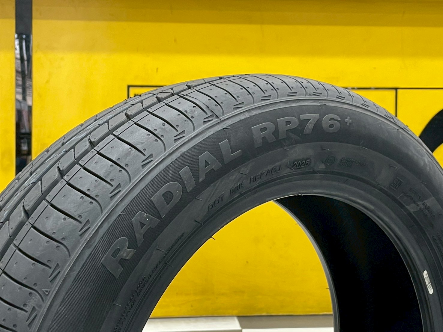 ยาง Westlake RP76+ ขนาด 195/60R16 ยางใหม่2025