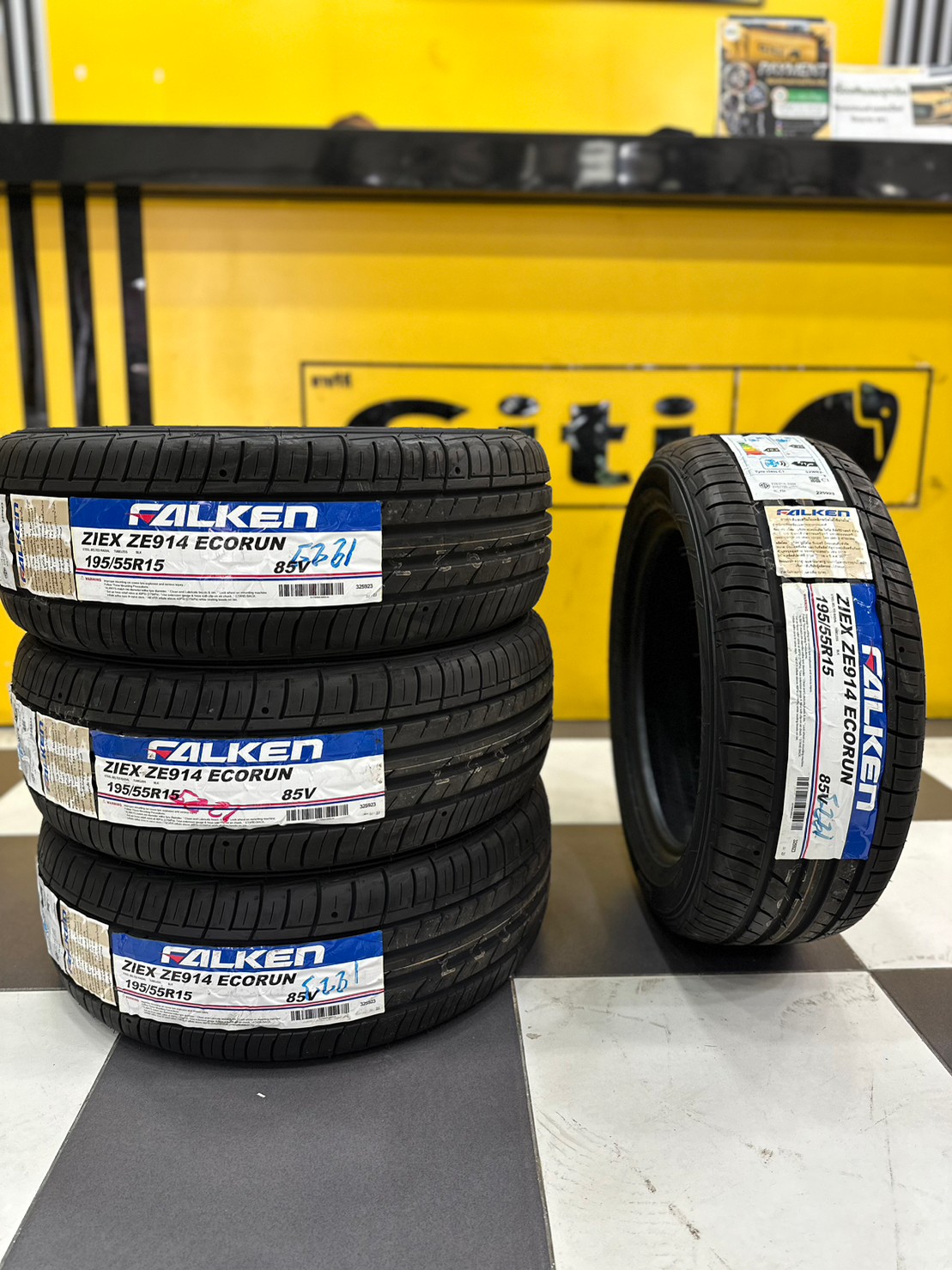 ยางใหม่ Falken ZE914 195/55R15 ยางใหม่ปี2023 ราคาโปรโมชั่นพิเศษ 4เส้น 5400บาท พร้อมติดตั้งฟรี สินค้ามีจำนวนจำกัด