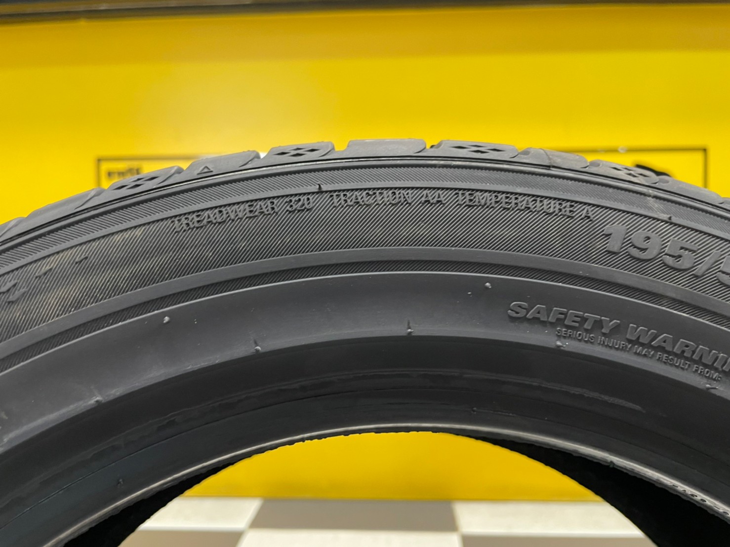 MARSHAL MU12 195/50R15 ยางใหม่ปี2022