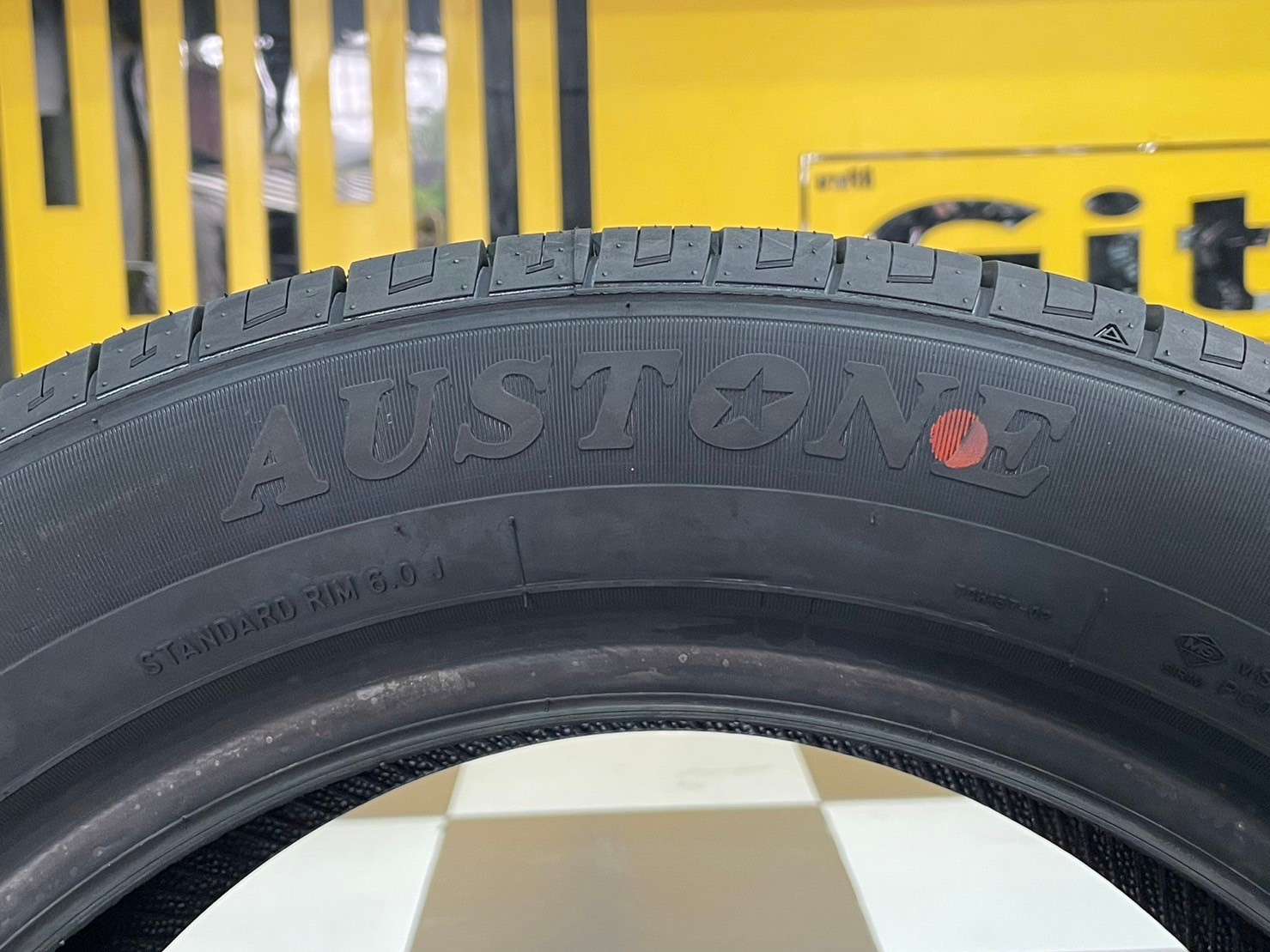 ยางใหม่ AUSTONE SP602 195/55R15 ยางผลิตไทย คุ้มค่ารับประกันบาดบวมเบียดตำ365วันเคลมฟรี ยางใหม่ปี2024