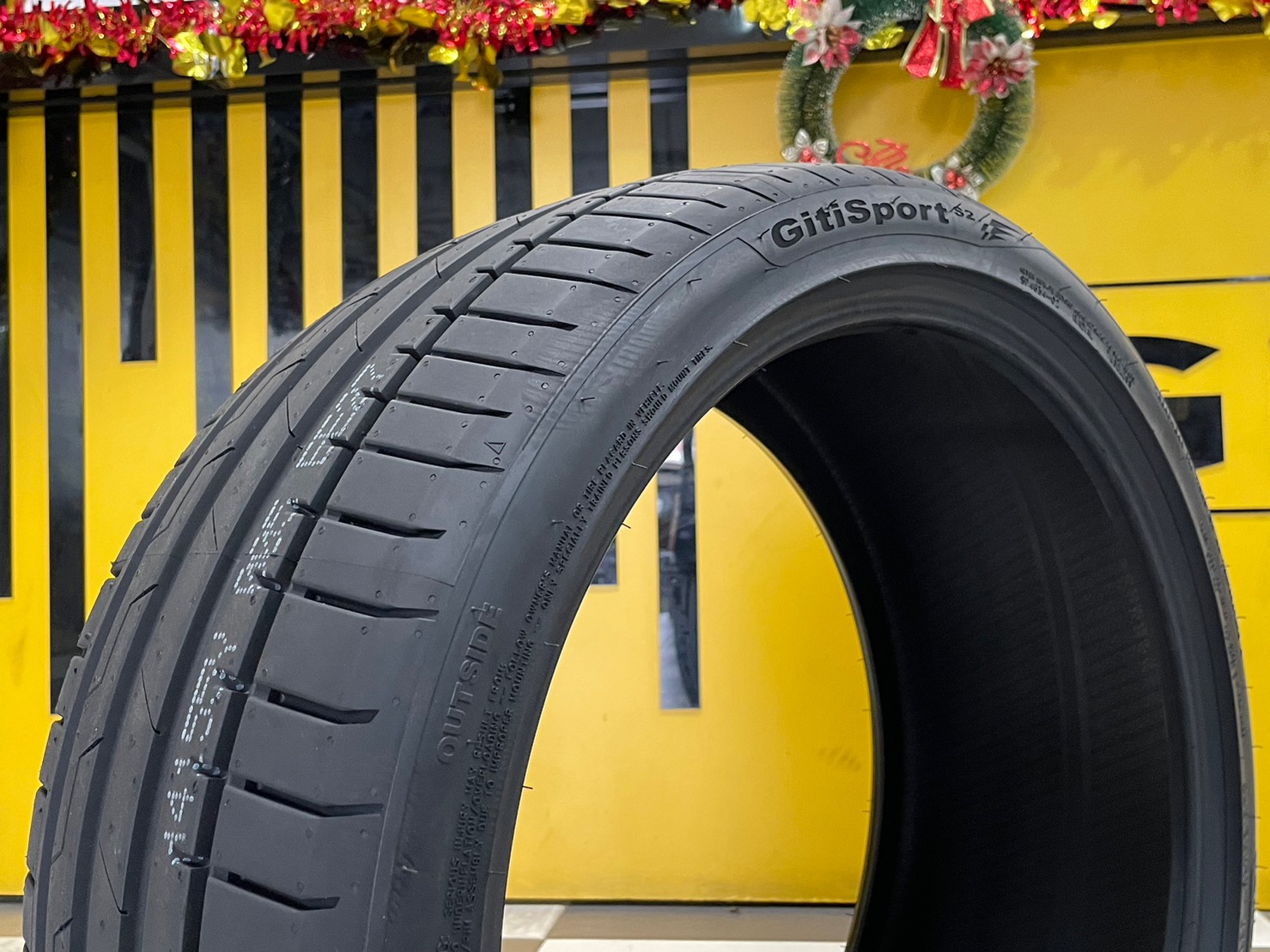 GITI SPORT S2 245/35R19