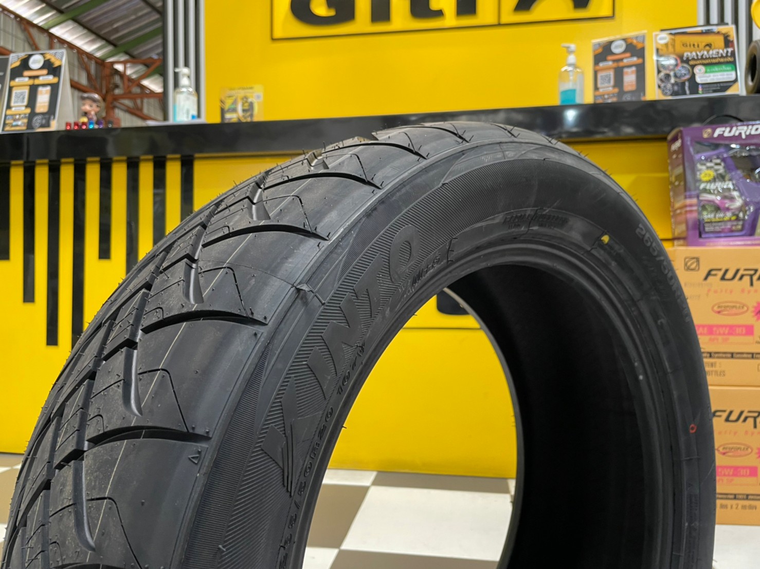 265/50R20 Kinto V36ยางสปอร์ต ลายซิ่ง ยางใหม่ปี2022