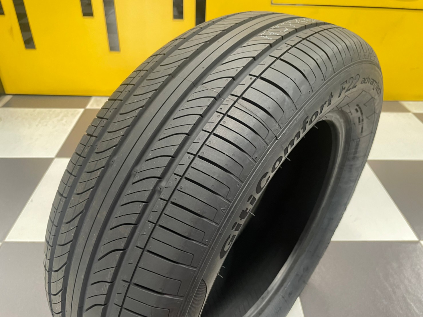 Giti ComfortF22 215/60R16 ยางใหม่ปี2023 ราคาโปรโมชั่นพิเศษ พร้อมติดตั้งฟรี