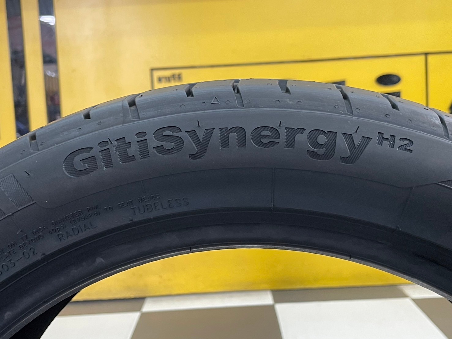 Giti Synergy H2 205/50R17 ยางใหม่ปี2024