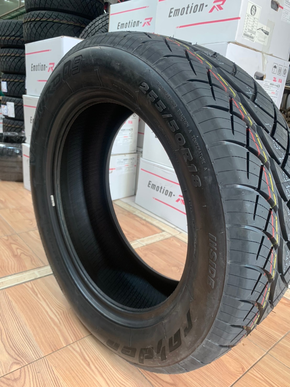 ยางสปอร์ตลายซิ่ง คุณภาพดี RAIDEN VIPER RD09 255/50R18 ยางใหม่ปี2021