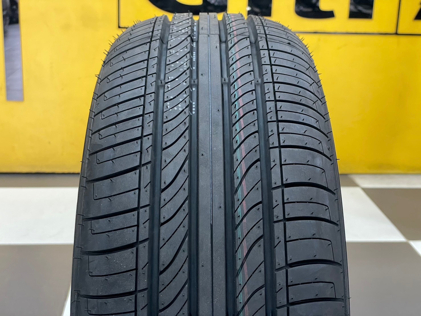 GT RADAIL CHAMPIRO ECOTEC 195/60R15 ยางใหม่ปี2024