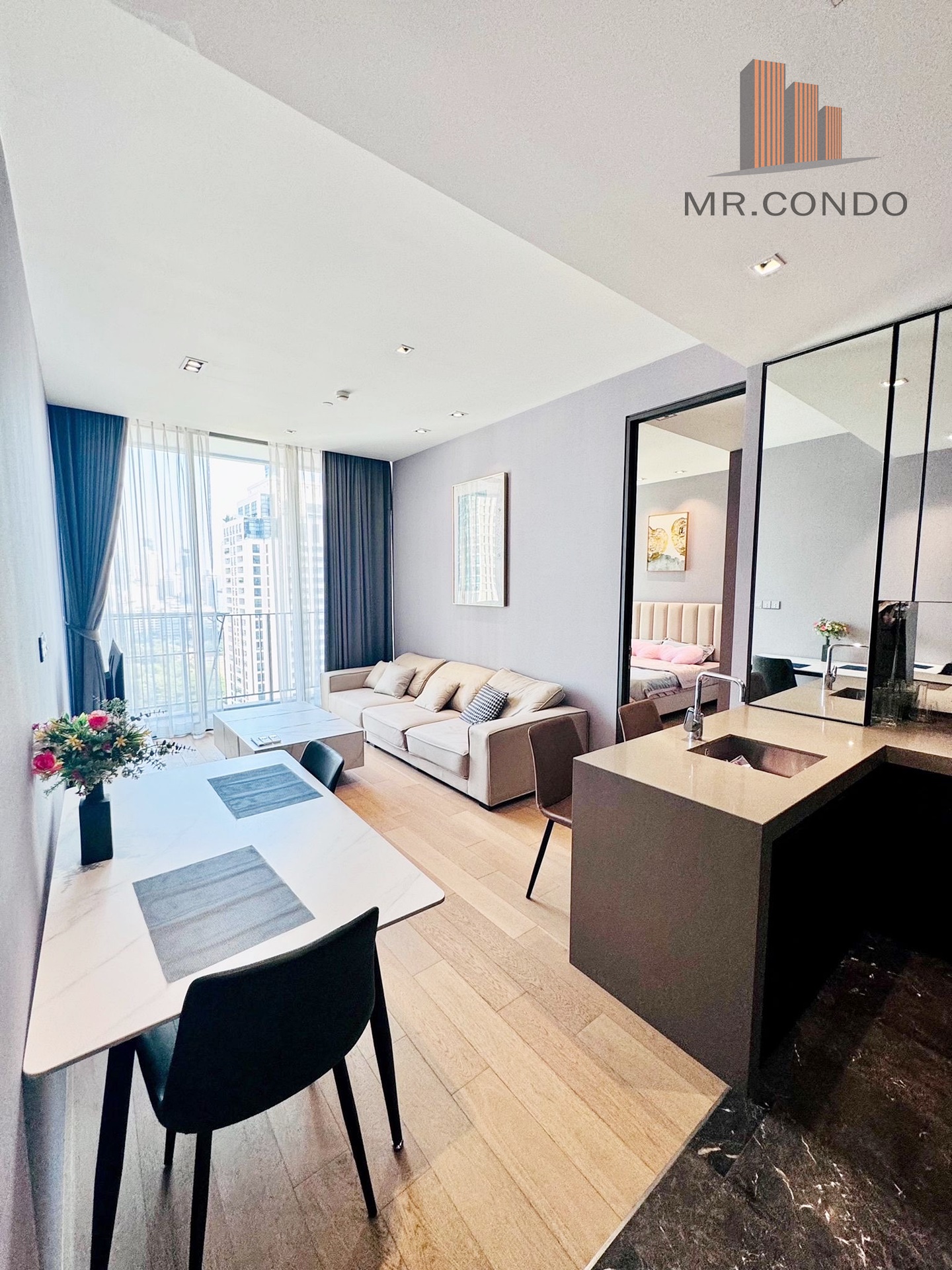 *FOR RENT* 28 Chidlom good choice and Ultimate living near BTS Chidlom 280 m.