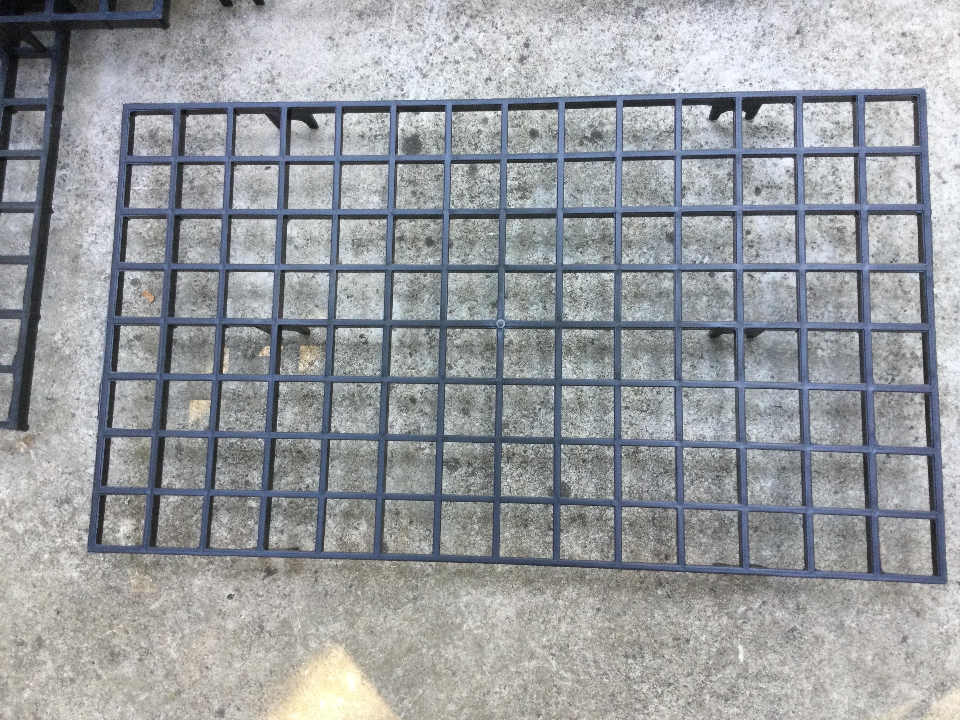 ตะแกรงพลาสติก ขนาด 1x1 นิ้ว 112 ช่อง / อัน