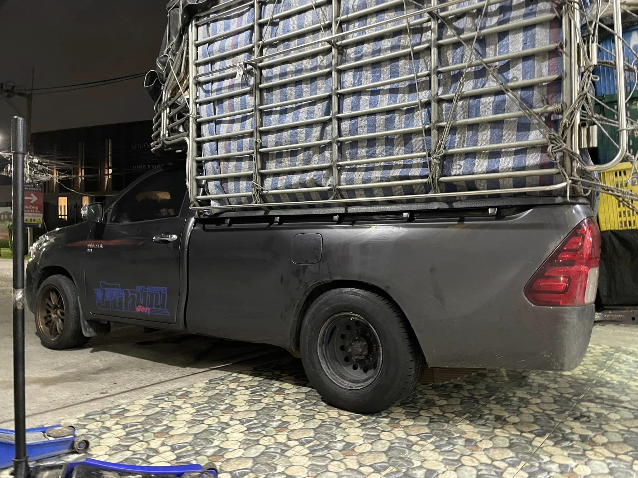 เปลี่ยนยาง #TOYOTA_REVO #ARISUN_ZX15_225/75R15