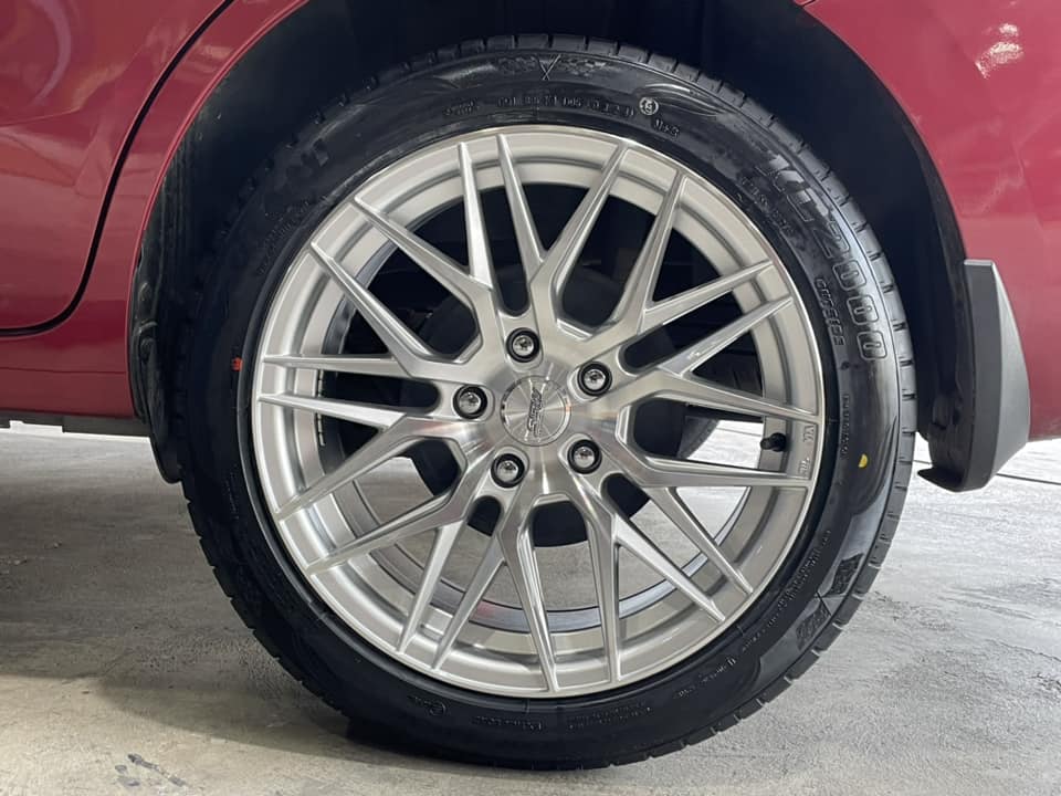 🚘 #SUZUKI_RETIGA🛞เปลี่ยนยาง #OTANI #KC2000 205/50R17 #ล้อSSW348 17X8 ET38 5X114.3 สีซิลเวอร์