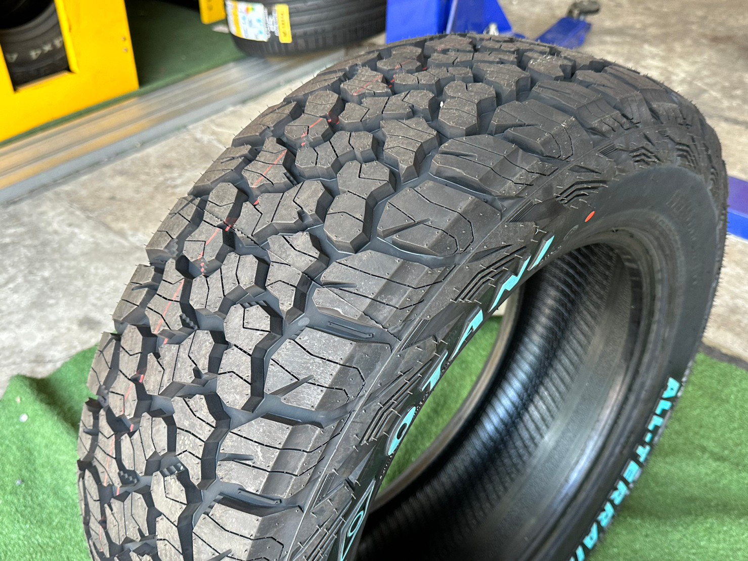 OTANI SA2000 265/60R18 ยางใหม่ปี2023
