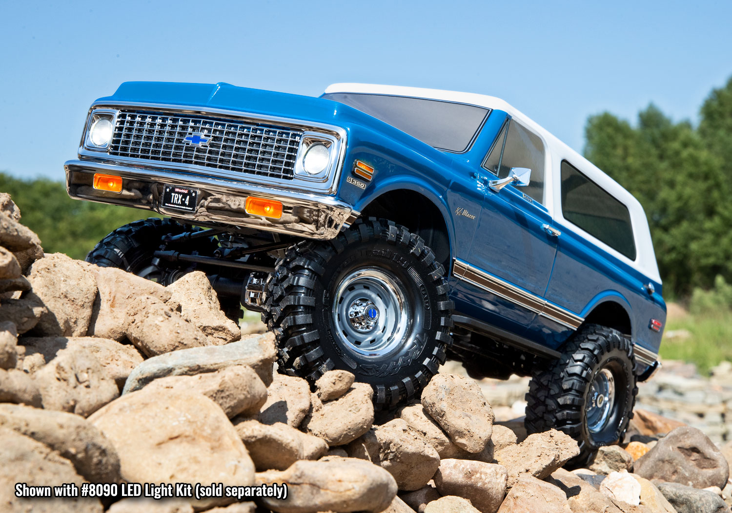 9111X Body, Chevrolet Blazer (1972), complete (blue) (includes grille, side mirrors, door handles, windshield wipers, front & rear bumpers, decals)