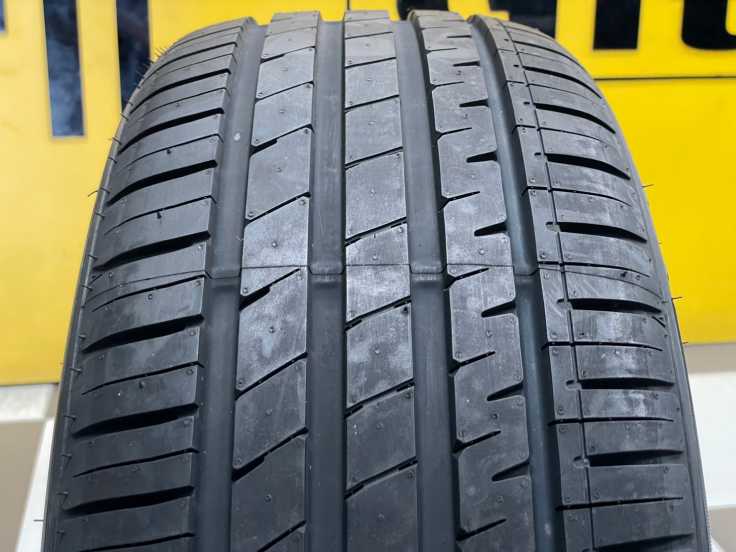 ยางใหม่FIRENZA ST01A 225/45R18 ยางใหม่ปี2022