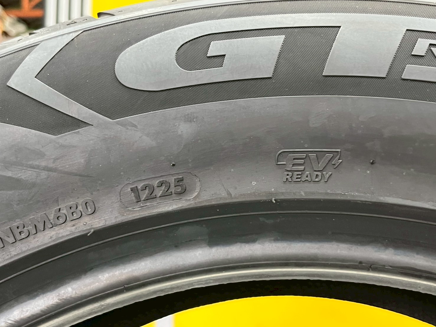 GT Radial SportActive 2 ขนาด 255/55R19 ยางใหม่ปี2025